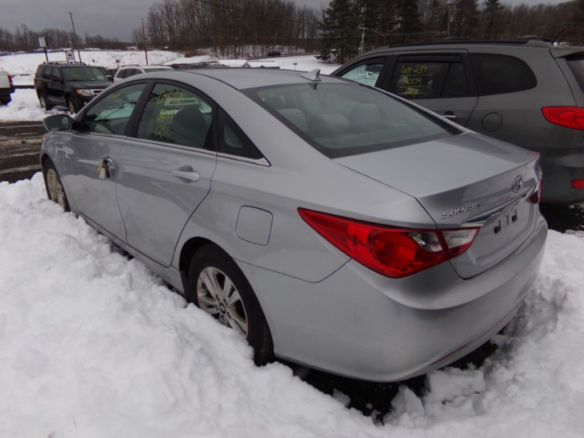 2011 Hyundai Sonata GLS, Silver, 125,632 Miles, VIN#:5NPEB4AC9BH077763, CHECK ENGINE LIGHT IS ON, - Image 2 of 10