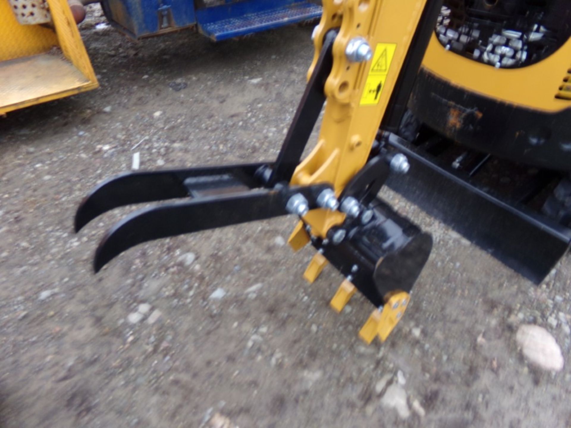 New, AGT Industrial H12 Mini Excavator, Grader Blade, Stationary Thumb, Briggs Gas Engine, Serial #: - Image 6 of 6
