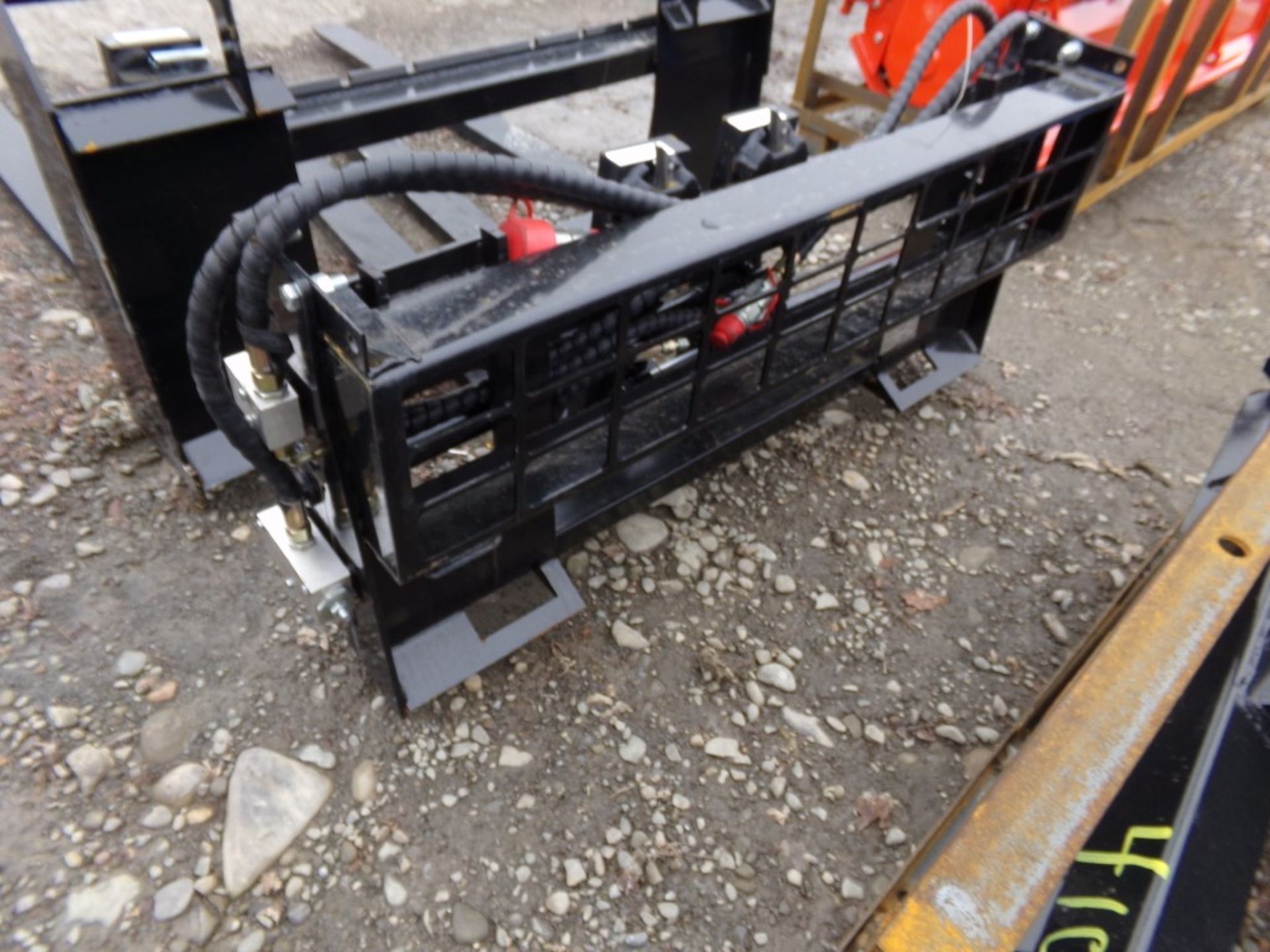 New, Hydraulic, Adjustable, Pallet Forks For SSL - Image 2 of 2