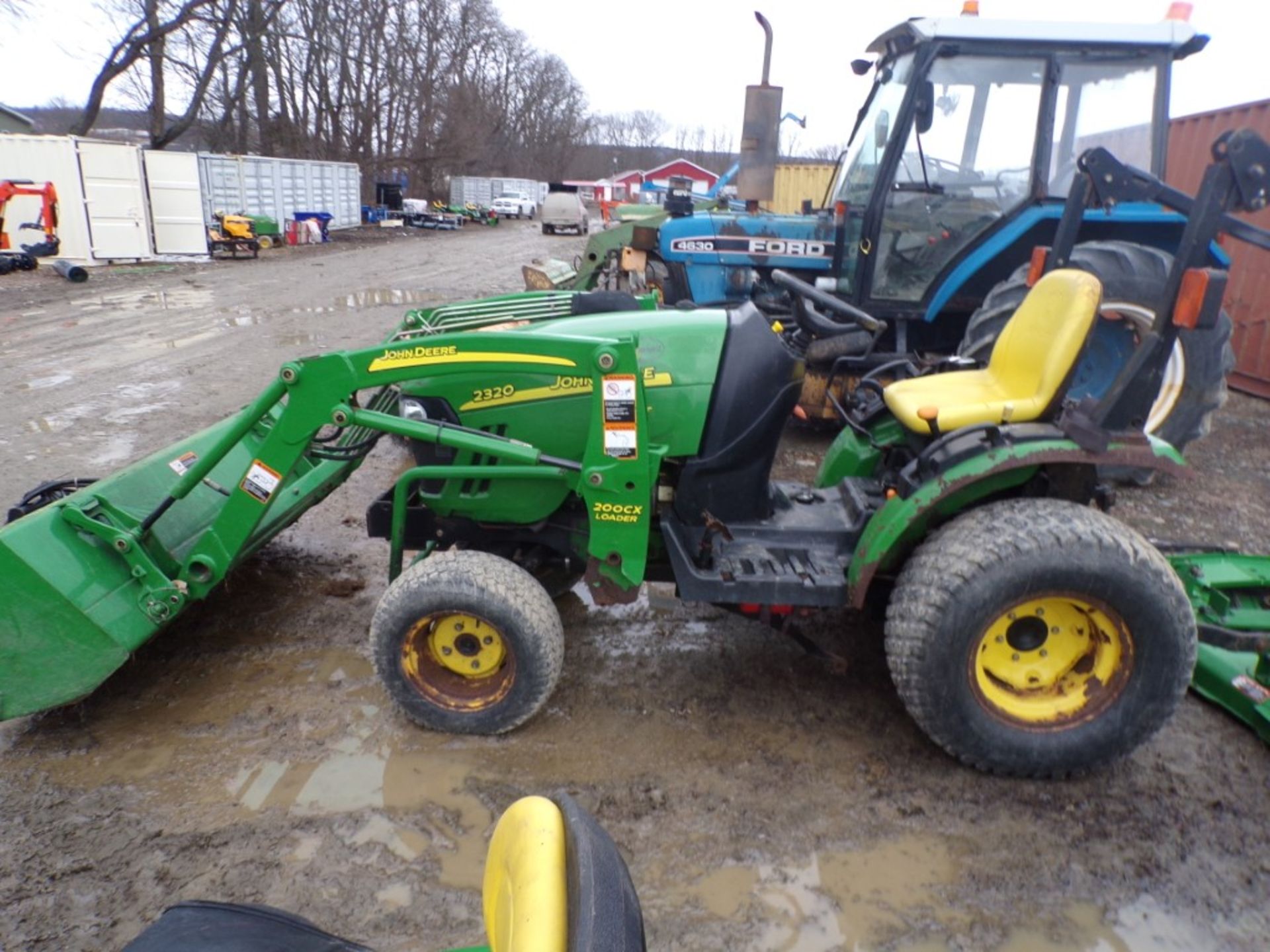 John Deere 2320 4 WD Compact With 200 CX Loader and 62DI (60'') Deck, Hydro, R.O.P.S., PTO, 3 PT,