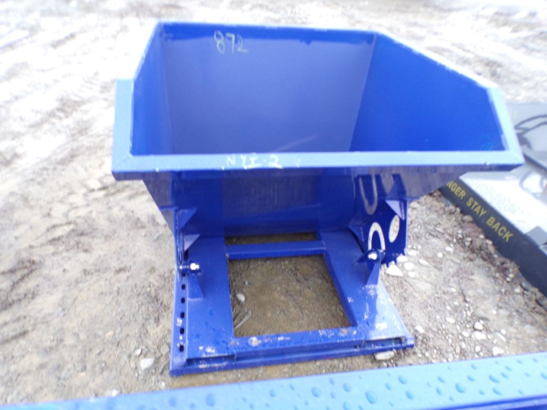 New Blue Garbage Tipper for Fork Lift