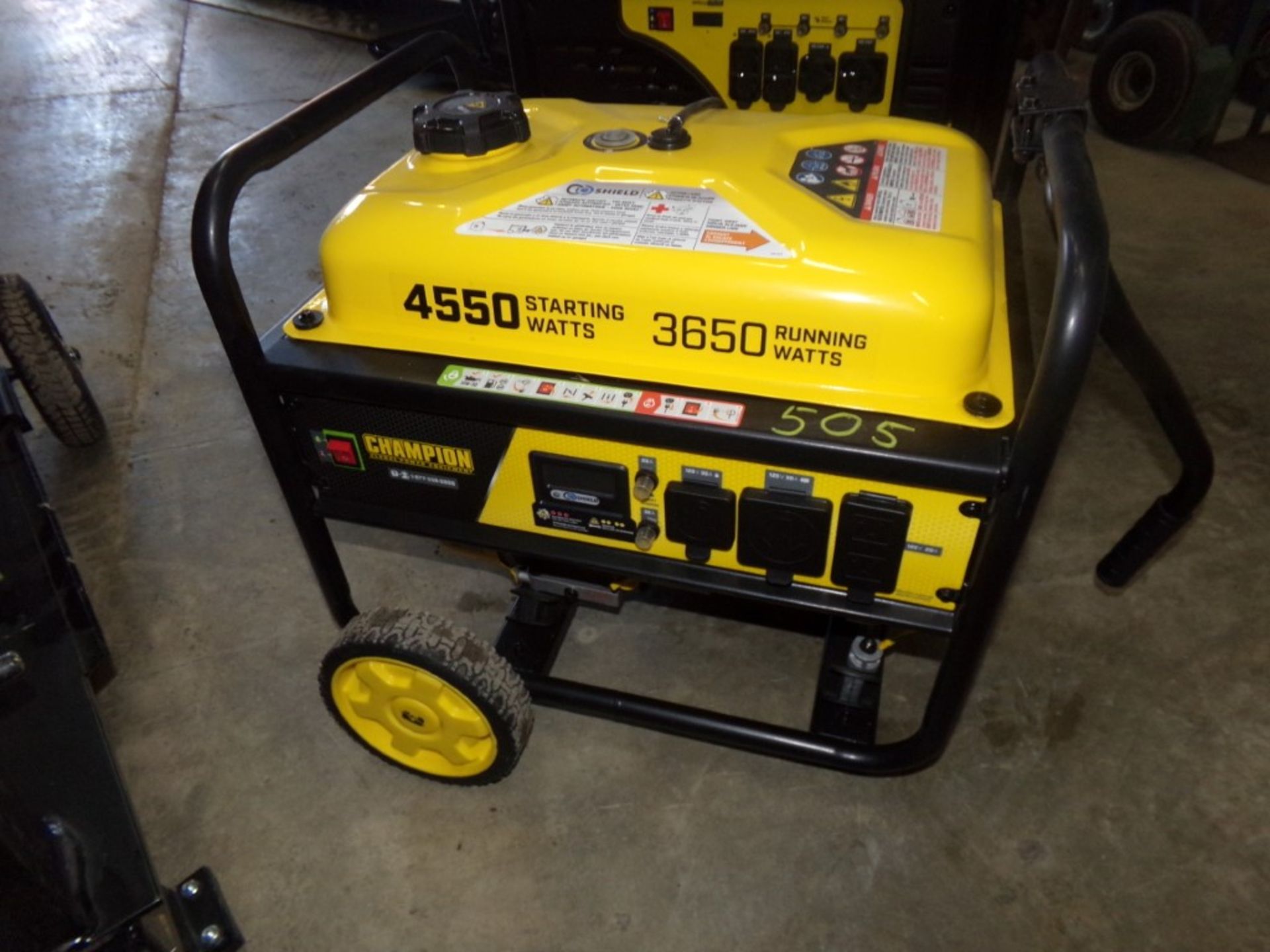 New Champion 3650 Watt Generator, 4550 Starting Watts