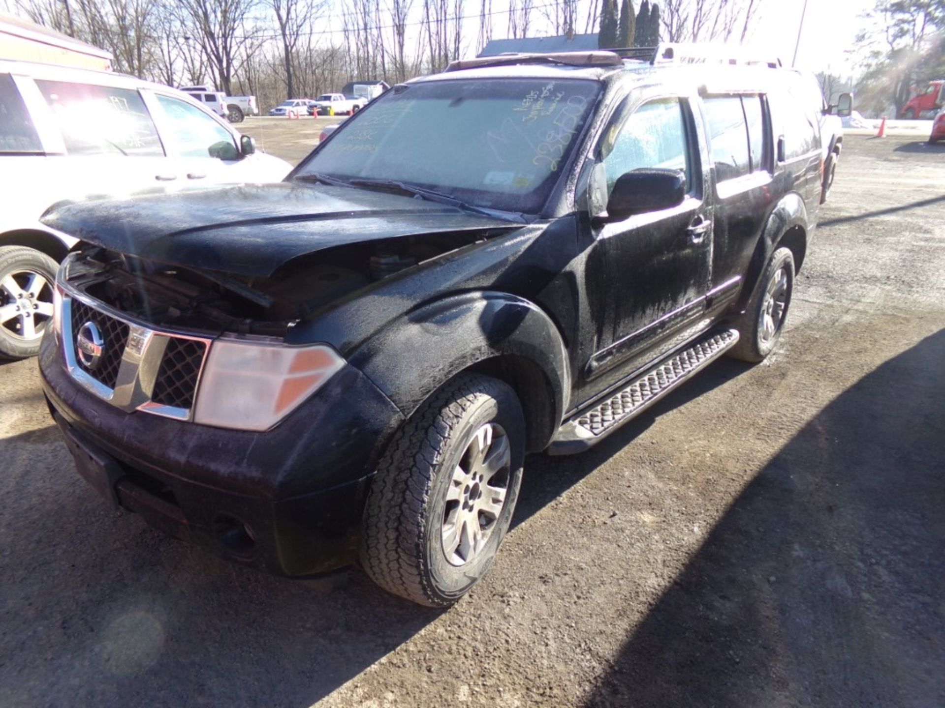 2006 Nissan Pathfinder LE, 4x4, Leather, Sunroof, 3rd Row Seating, Black, 238,502 Miles, VIN#: