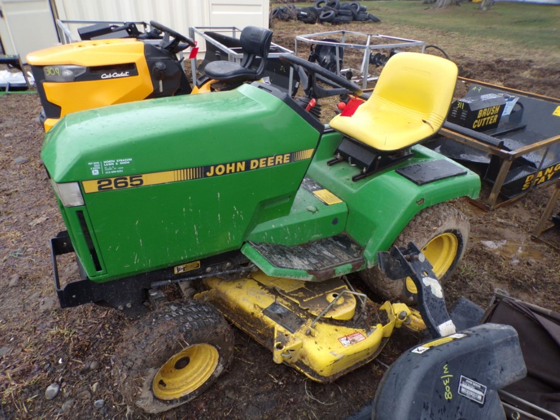 John Deere 265 Ricing Mower with 48'' Deck, 17 HP Engine and Bagger Unit, 233 Hrs, S/N 102487 (