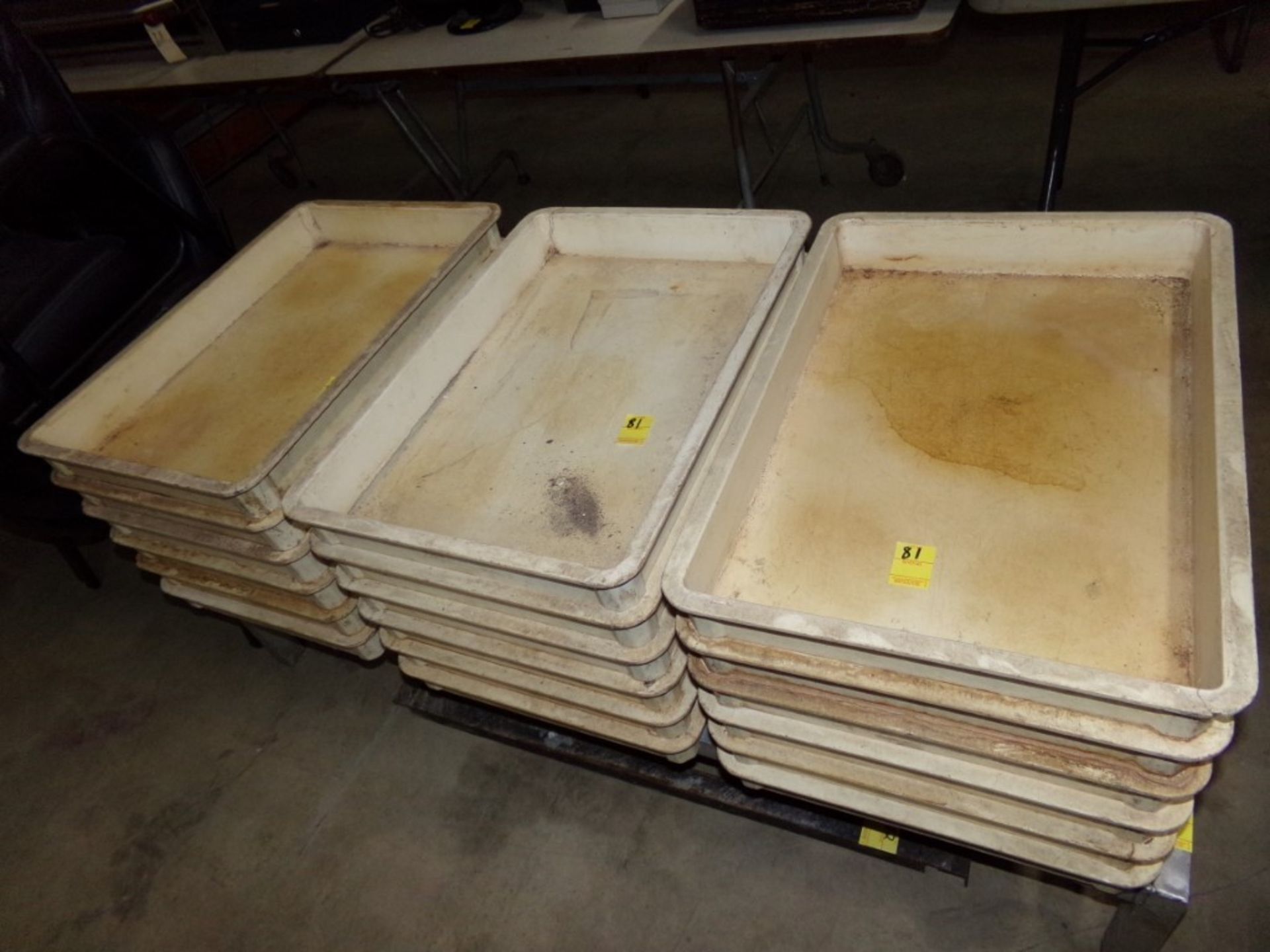 (18) White Plastic Trays, 26'' X 18'' X 3''