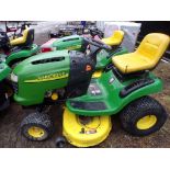 John Deere L118 Riding Mower with 42'' Deck, 22 HP Briggs and Stratton Engine, (HOOD IS CRACKED-SEAT