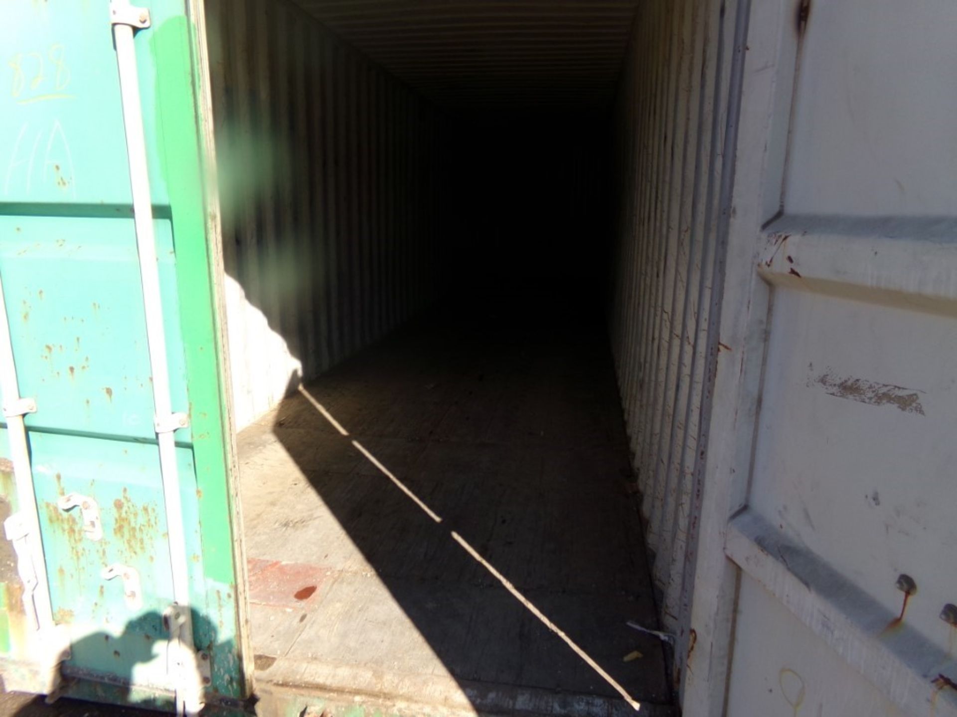 Green 40' Storage Container, Used, Barn Doors on 1 End, Cont#DFSU6055832 - Bild 3 aus 4