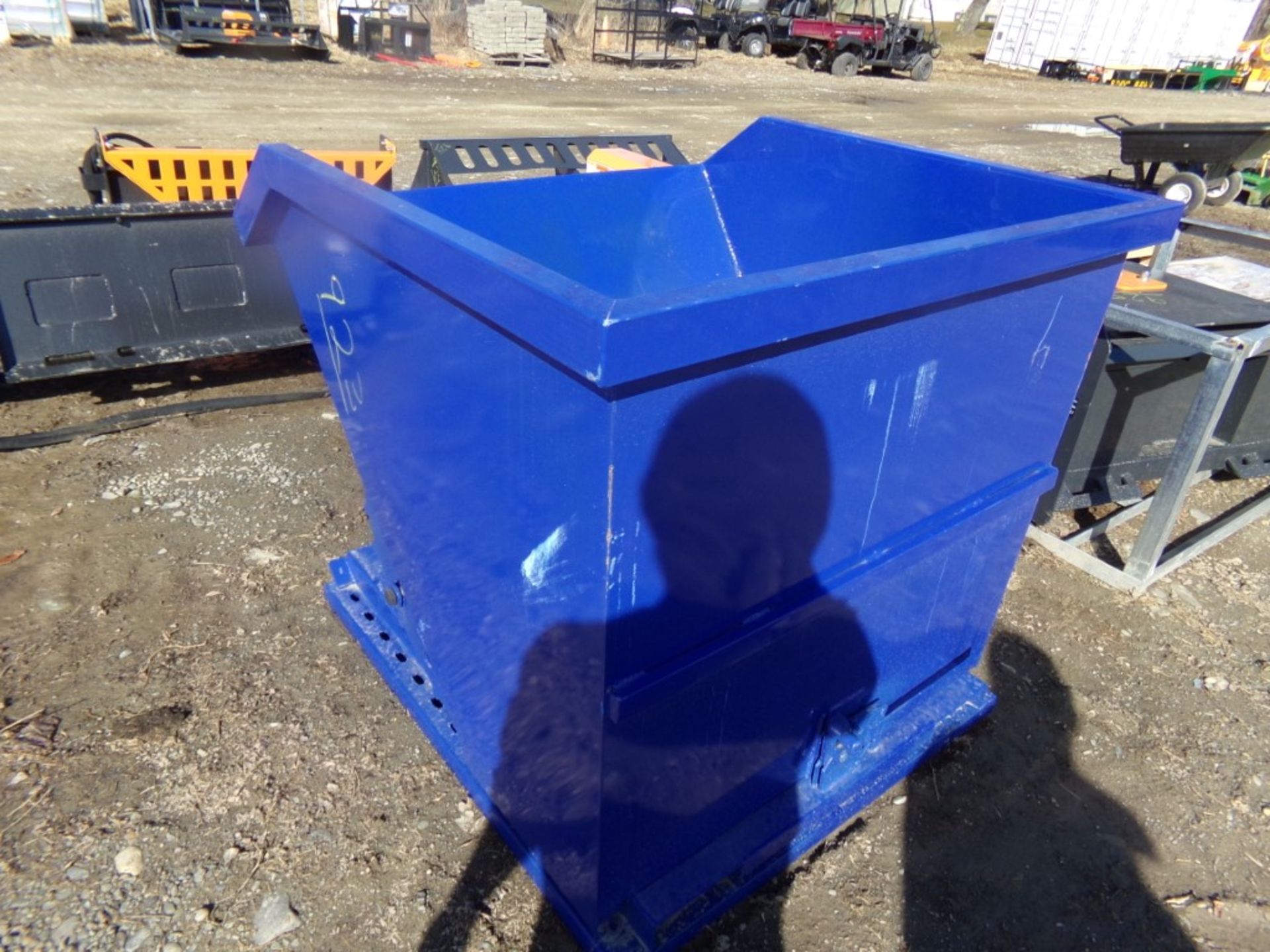 New Blue Garbage Tipper For Forklift - Bild 2 aus 2