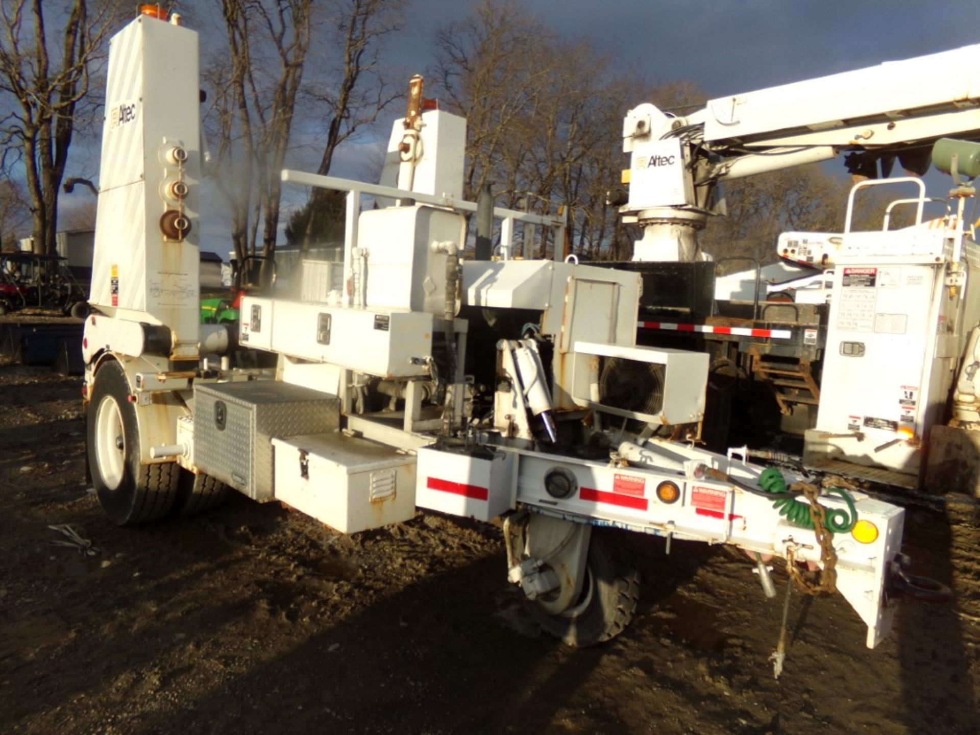 2007 Altec AD-108 Spool Trailer, With Diesel Engine, Pintle Hitch, Air Brakes, Single Axle, Vin #: - Image 4 of 4