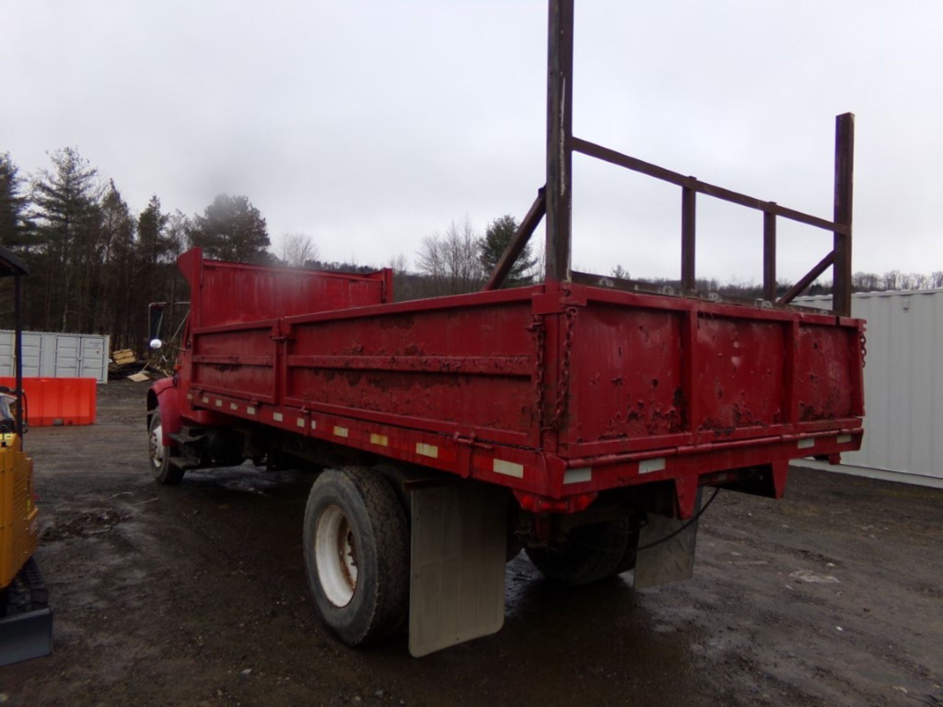 1996 International 4700, S/A Dump Truck, Red, Extra-Long Landscaper Dump Box w/Drop Down Sides, - Image 2 of 11
