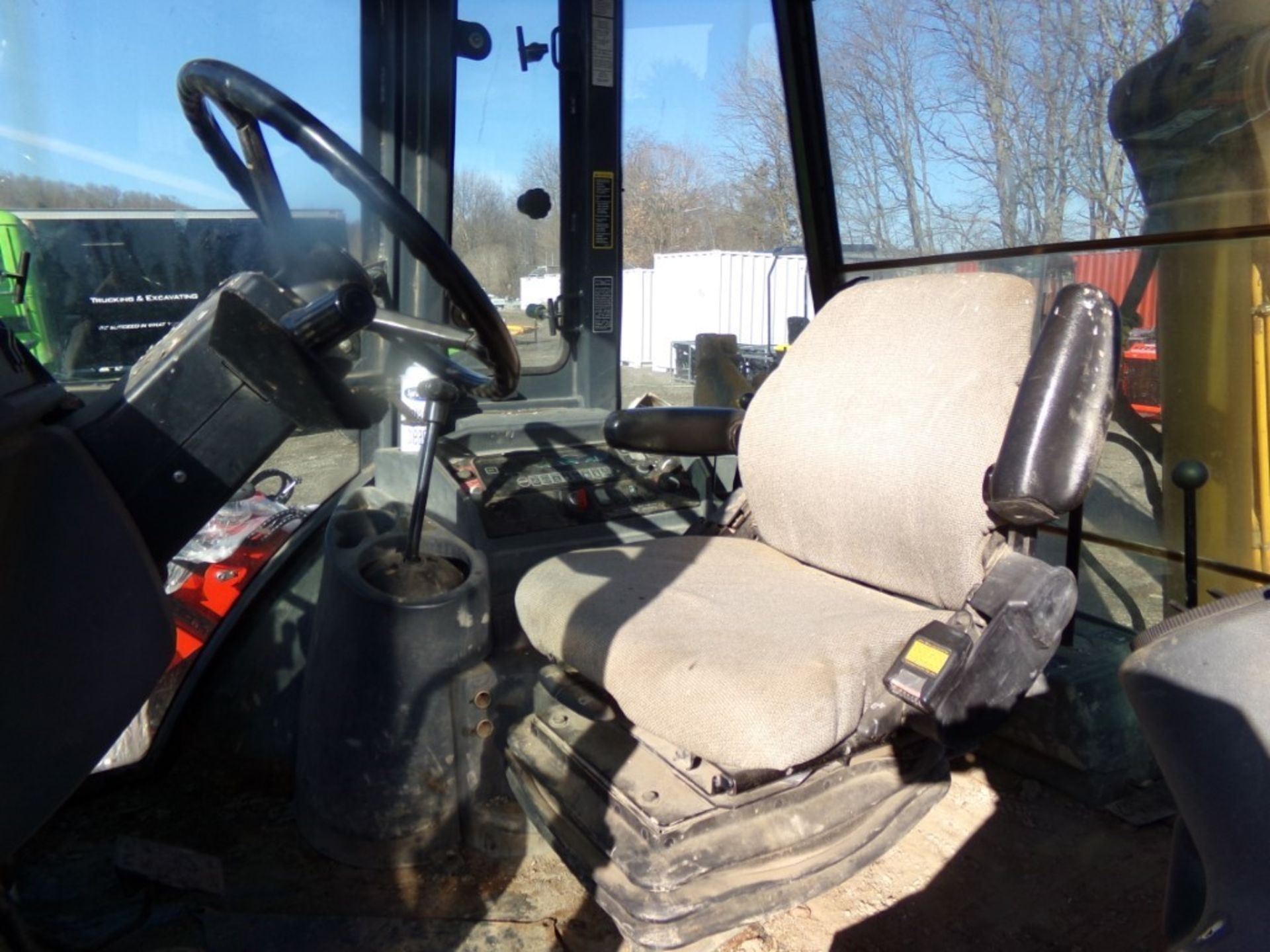 John Deere 410G Turbo 4 x 4 Backhoe, 25'' Backhoe Bucket, 90'' Loader Bucket, 4458 Hrs, S/N - Image 5 of 8