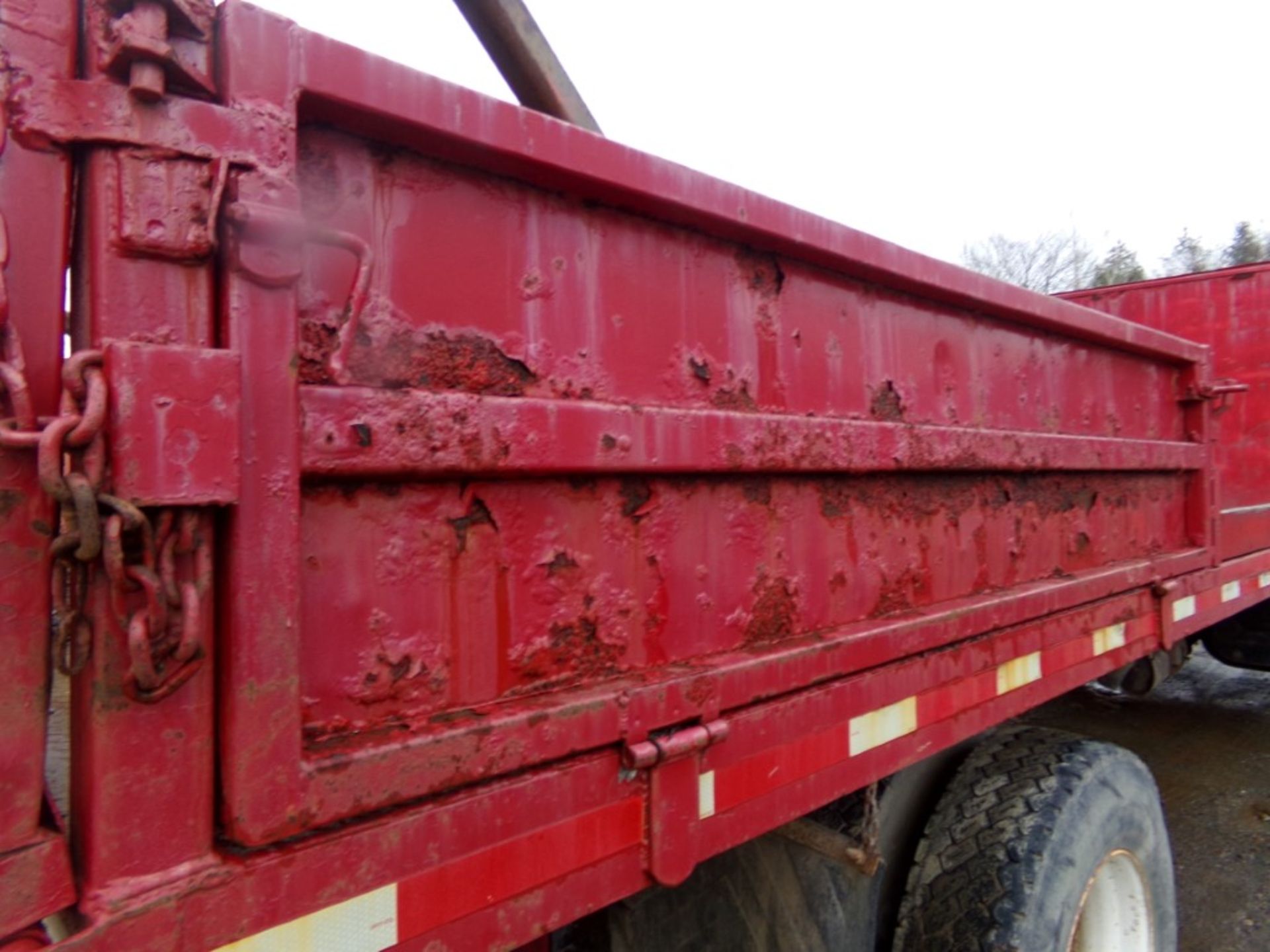 1996 International 4700, S/A Dump Truck, Red, Extra-Long Landscaper Dump Box w/Drop Down Sides, - Image 10 of 11