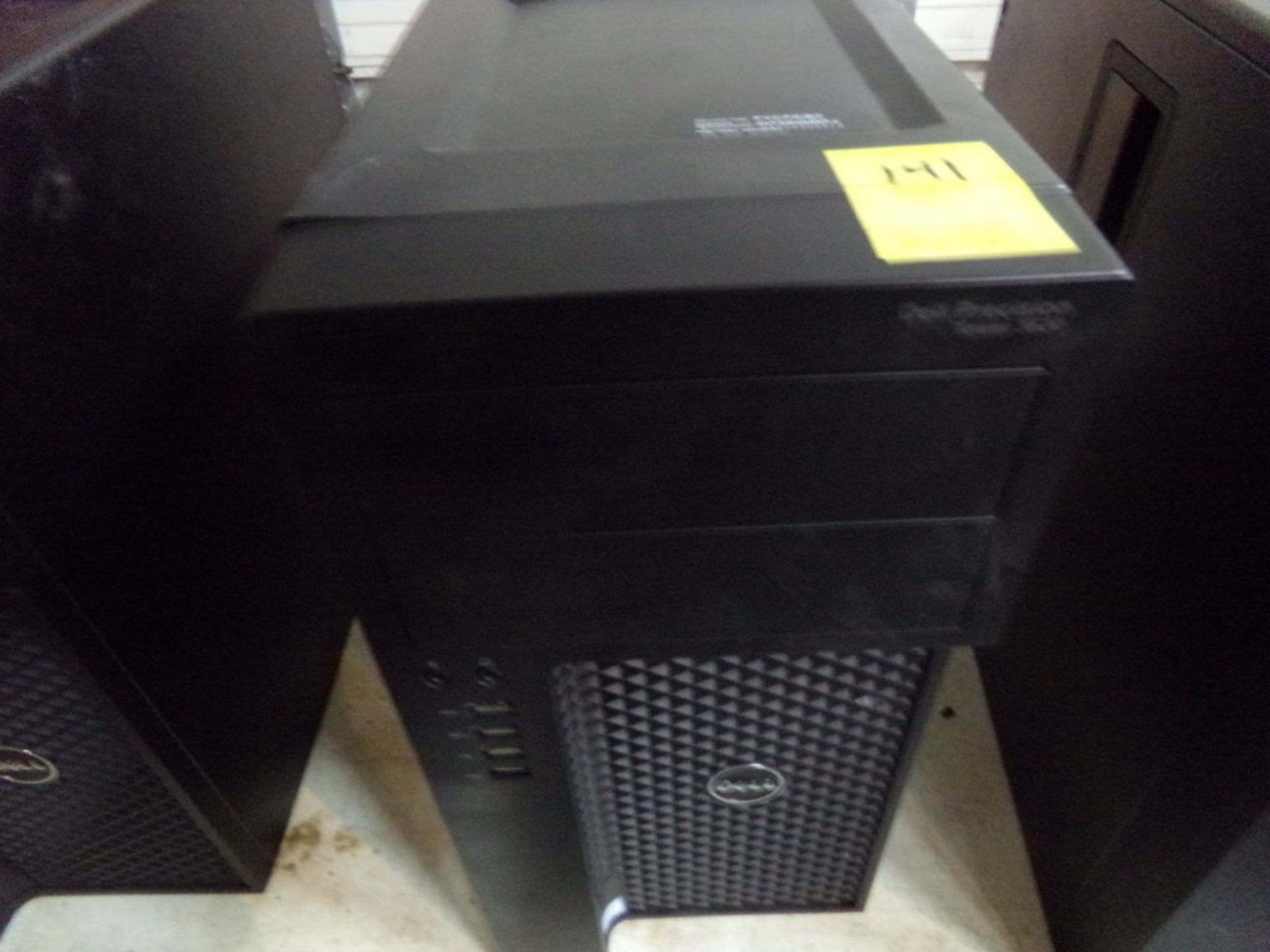 Dell Precision 3620 Tower Desktop, CPU Intel XEON E3-1220 v5 @ 3.00 GHZ, Ram 8GB DDR4, HDD 1TB