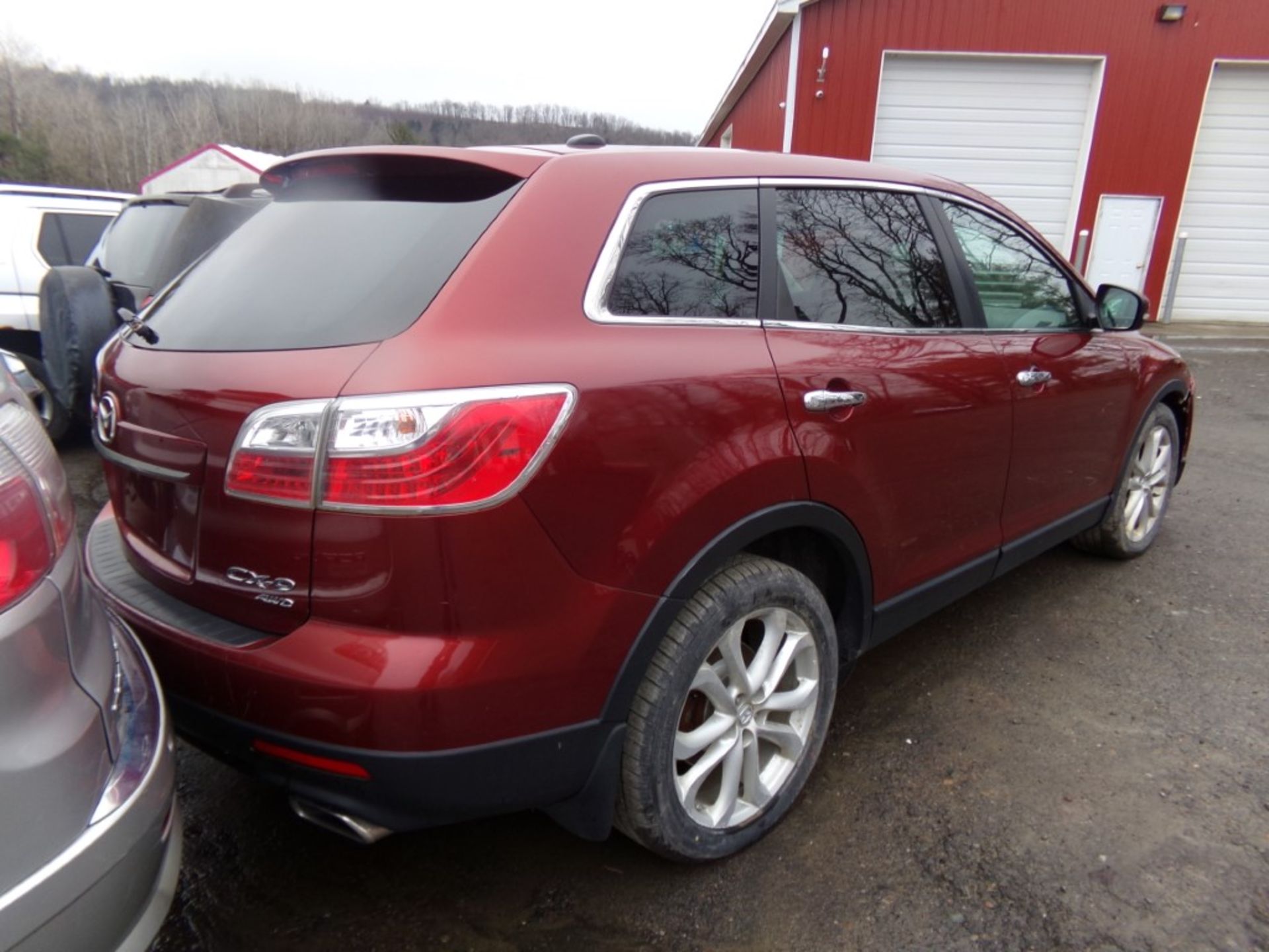 2011 Mazda CX9, AWD, Auto, Maroon, Heated Leather Seats, Sunroof, Navigation, Has New Tires, - Image 3 of 8