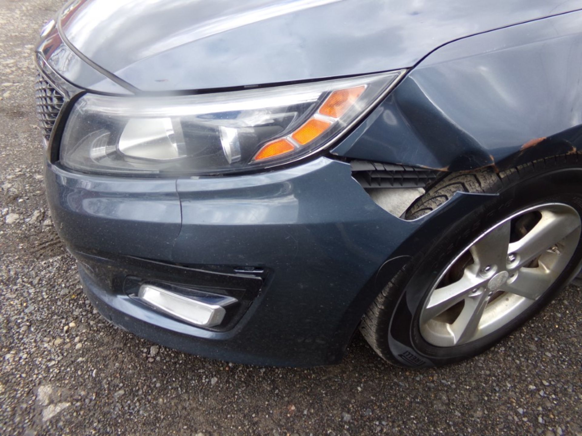 2015 Kia Optima LX, Blue, 123,990 Miles, VIN#: KNAGM4A73F5546757, WINDSHIELD IS CRACKED, DAMAGE TO - Bild 6 aus 9