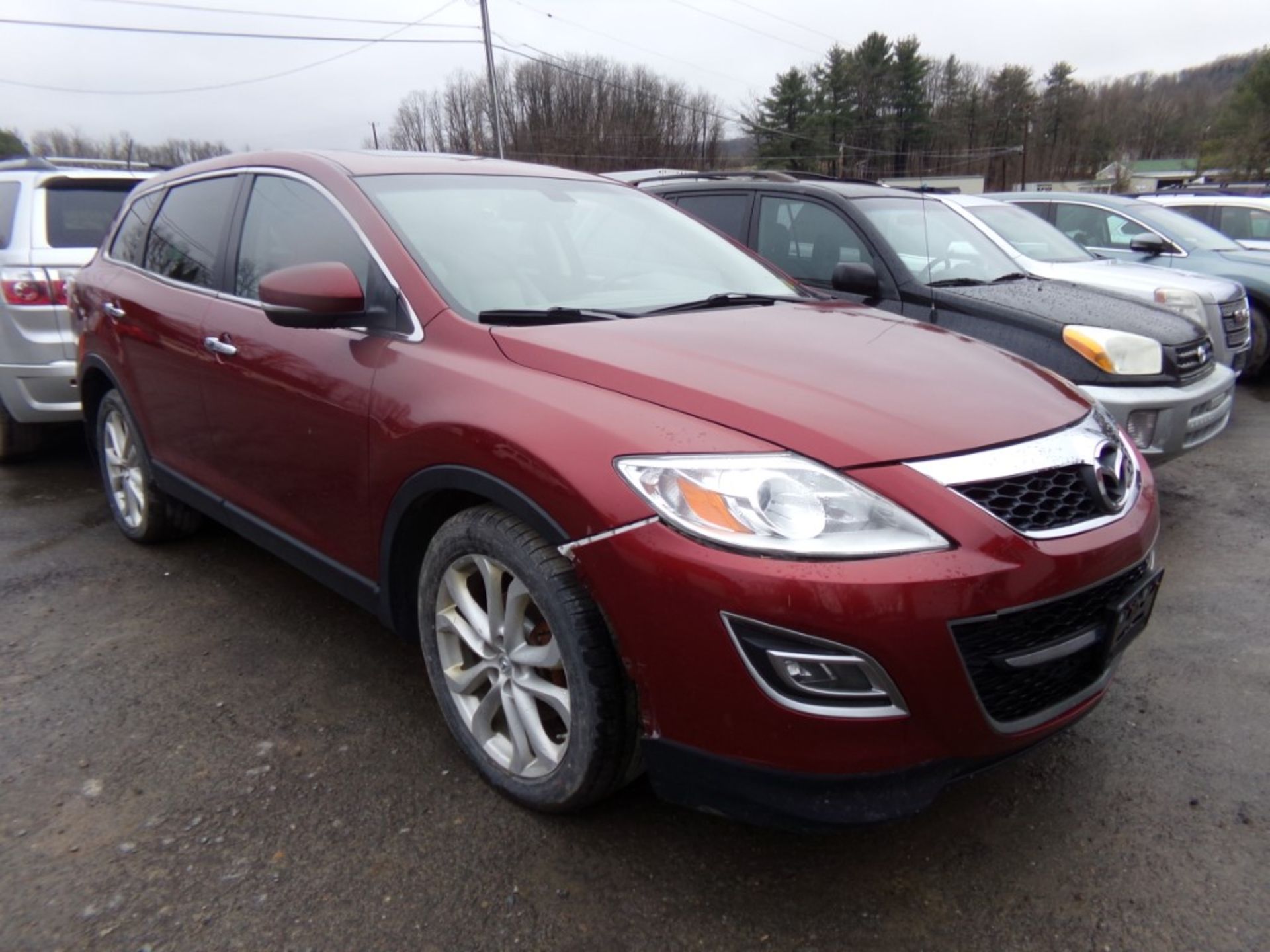 2011 Mazda CX9, AWD, Auto, Maroon, Heated Leather Seats, Sunroof, Navigation, Has New Tires, - Image 4 of 8
