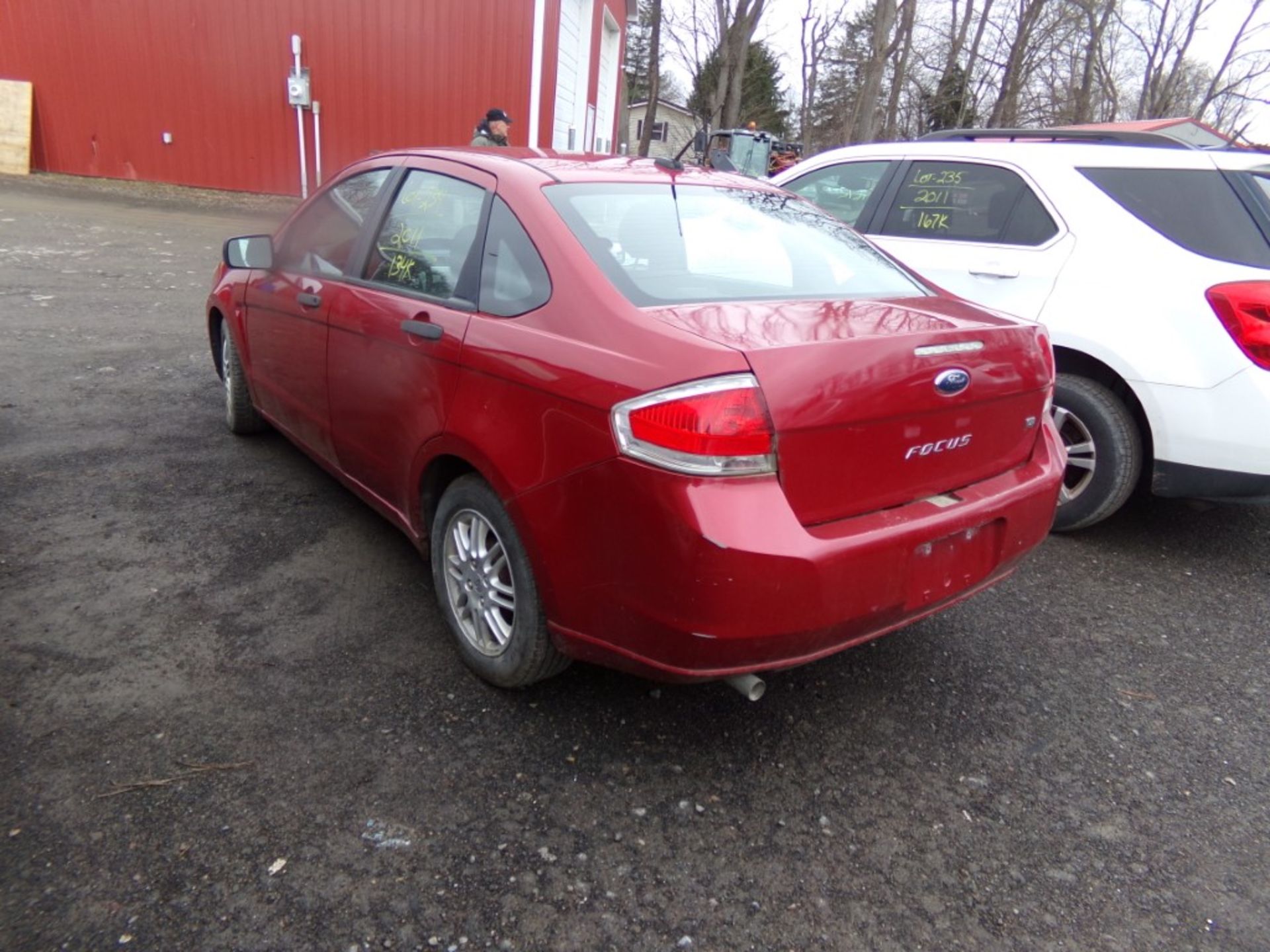 2011 Ford Focus SE, Maroon, 134,714 Miles, VIN#:1FAHP3FNXBW100485 - OPEN TO ALL BUYERS, LOUD - Bild 2 aus 6