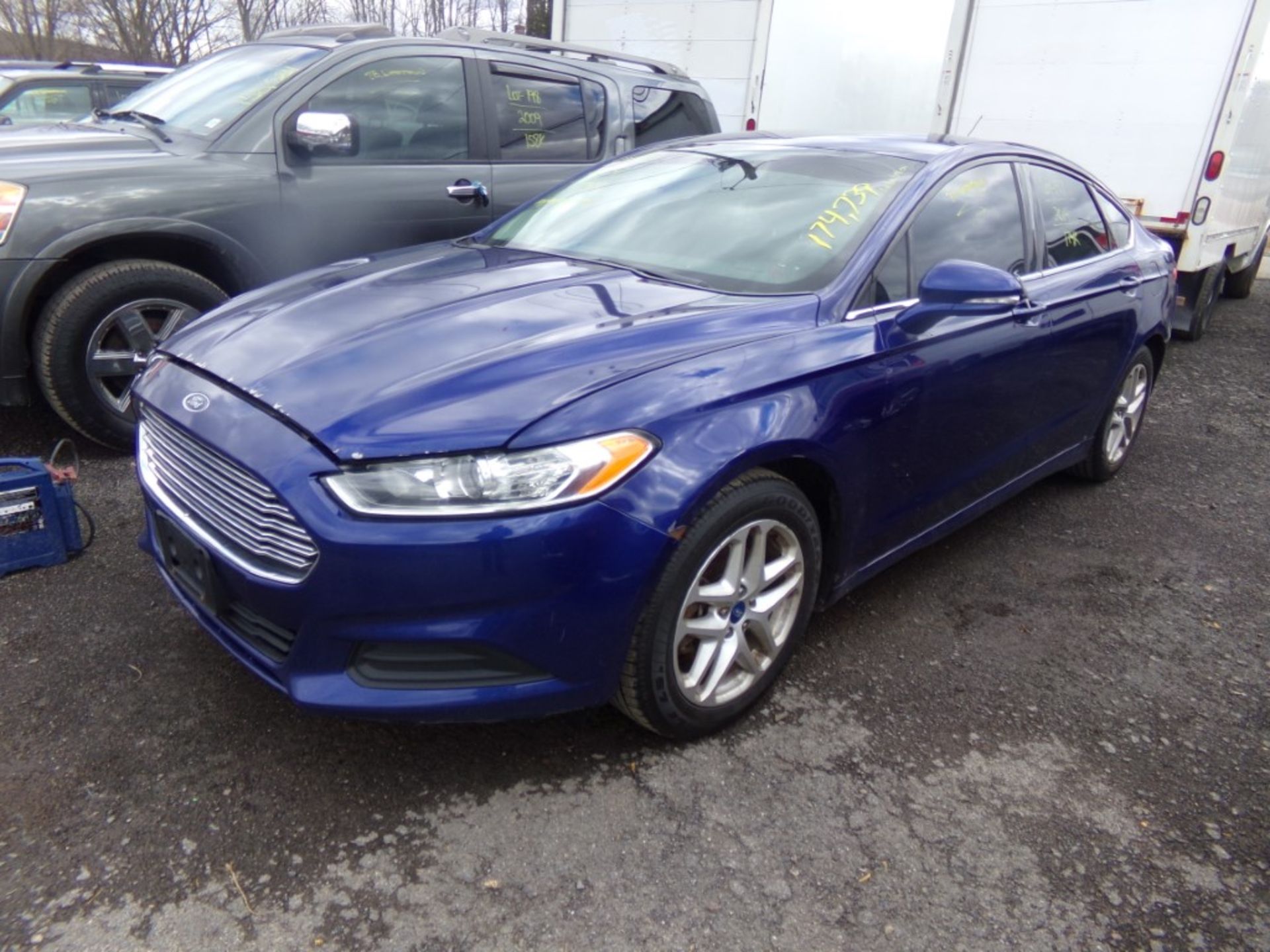 2014 Ford Fusion SE, Blue, 174,739 Miles, VIN#1FA6P0H7XE5365423, AIR BAG LIGHT IS ON, MINOR DAMAGE
