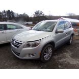 2010 Volkswagen Tiguan 4x4, Gray, 143,775 Miles, VIN#; WVGBV7AX3AW510402, VEHICLE WON'T STAY