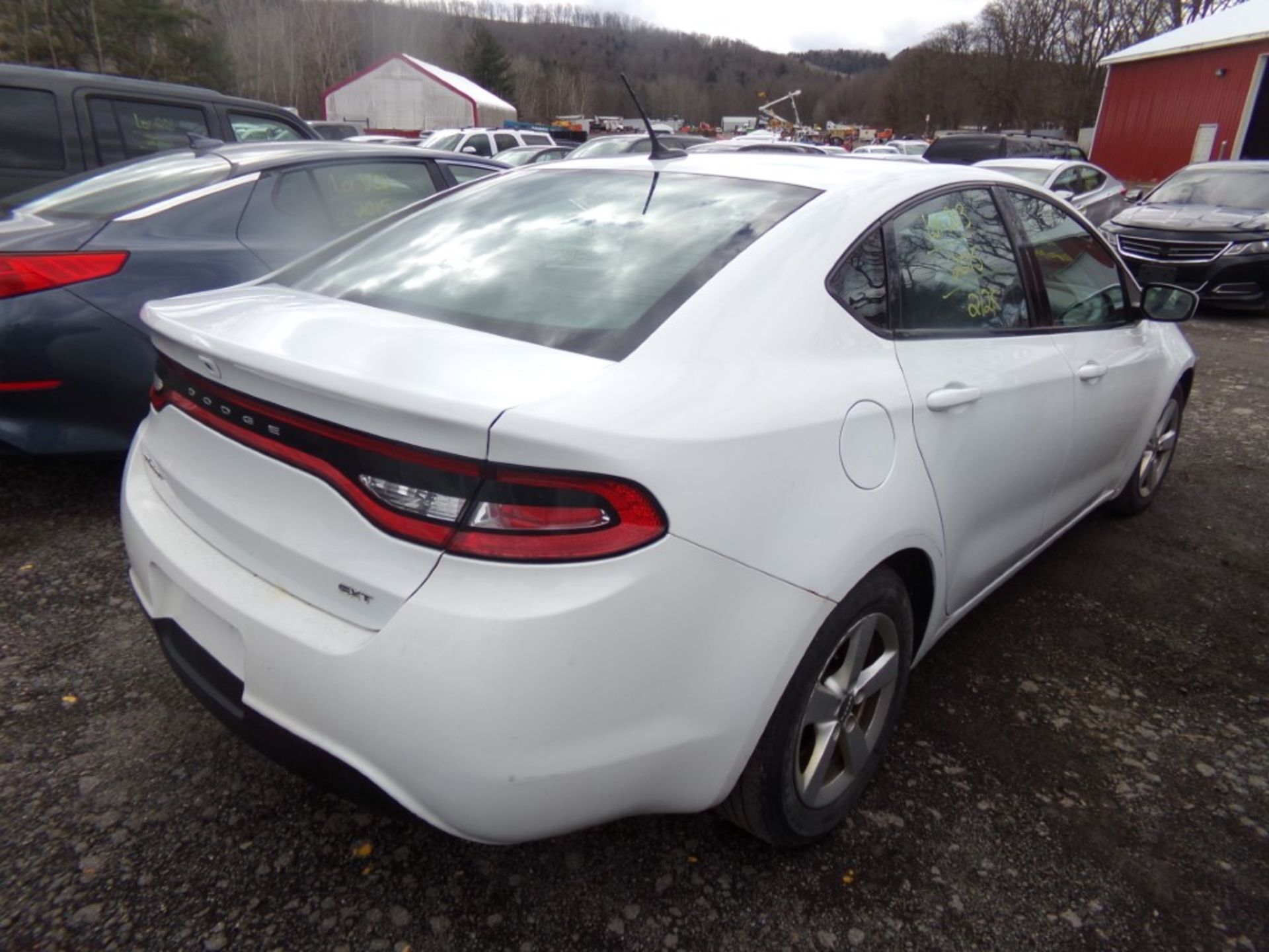 2015 Dodge Dart SXT, White, 212,469 Miles, VIN#: 1C3CDFBB7FD121150, CHECK ENGINE LIGHT IS ON, NAV/ - Bild 3 aus 11