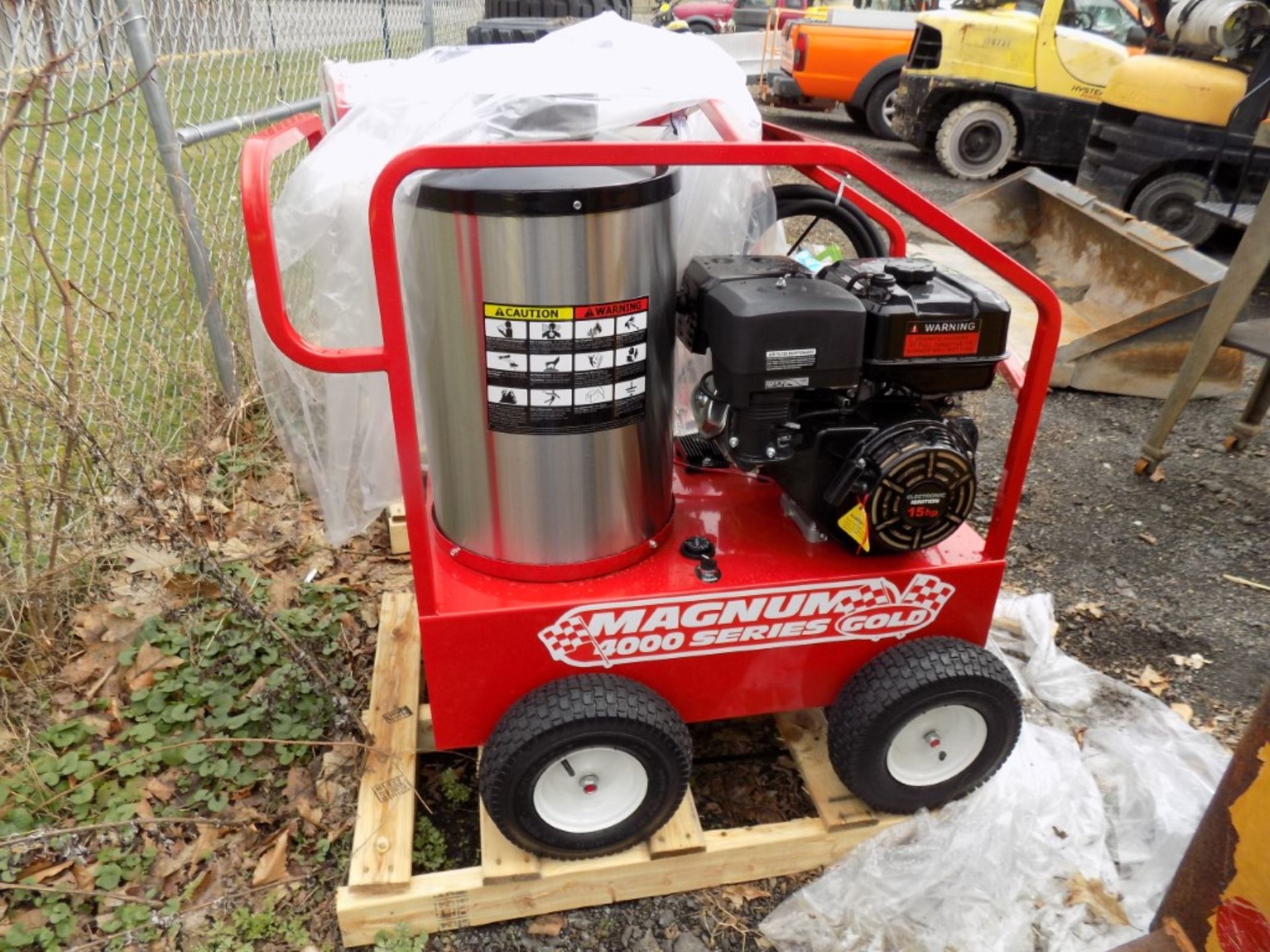New, Easy Kleen Magnum 4000 Pressure Washer, Self-Contained w/Gas Engine And Kero/Dsl. Burner