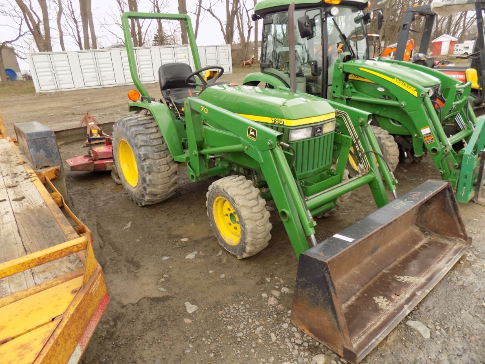 John Deere 790 4WD, Compact Tractor w/70 Loader w/60'' Bushhog Brand Finish Mower, Low Hours, Has - Image 4 of 6