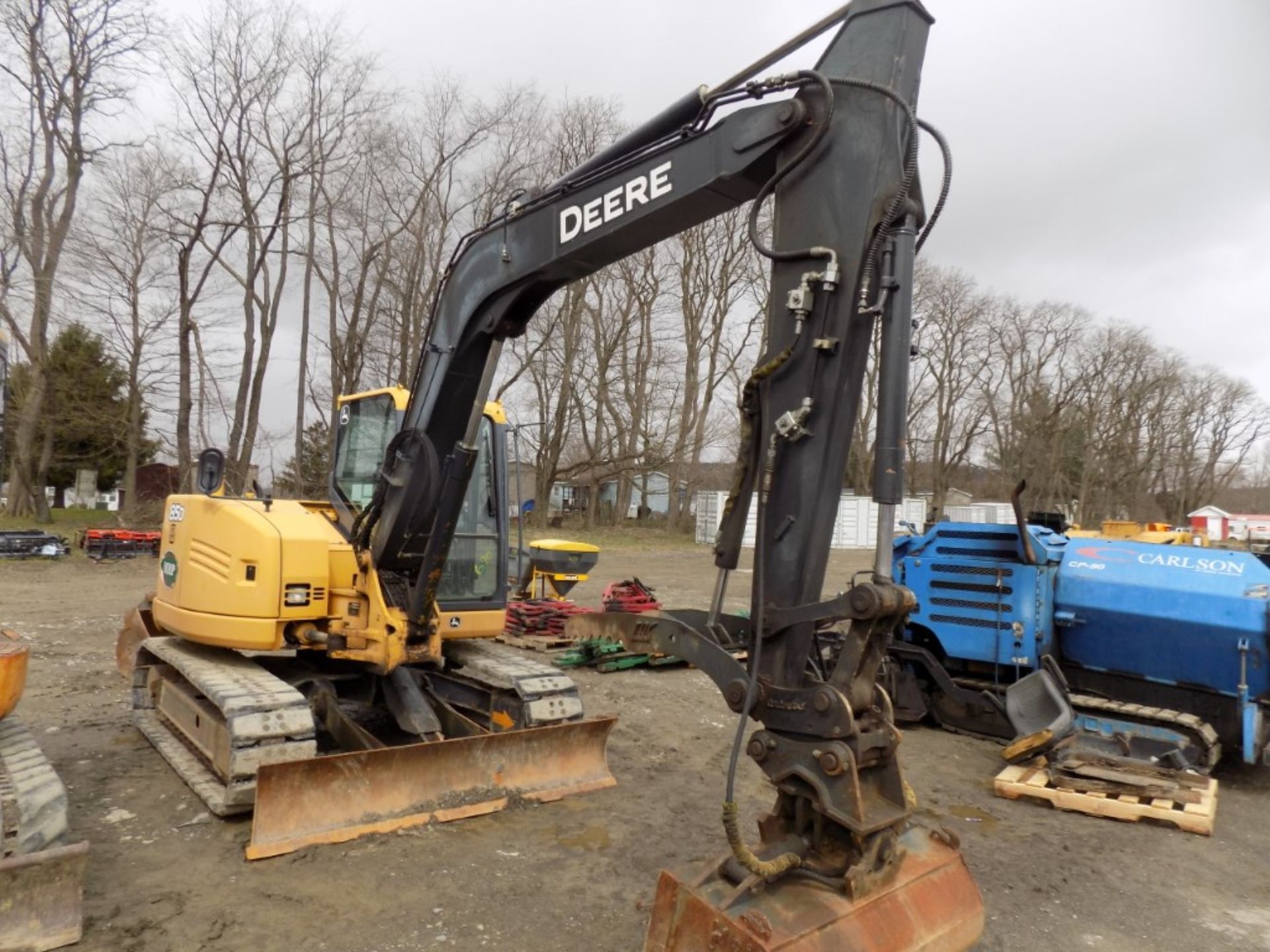 John Deere 85-D Mini Excavator w/Dozer Blade, EROPS Cab, Hyd. Thumb, Hyd. Quik Coupler, Hard - Bild 4 aus 10