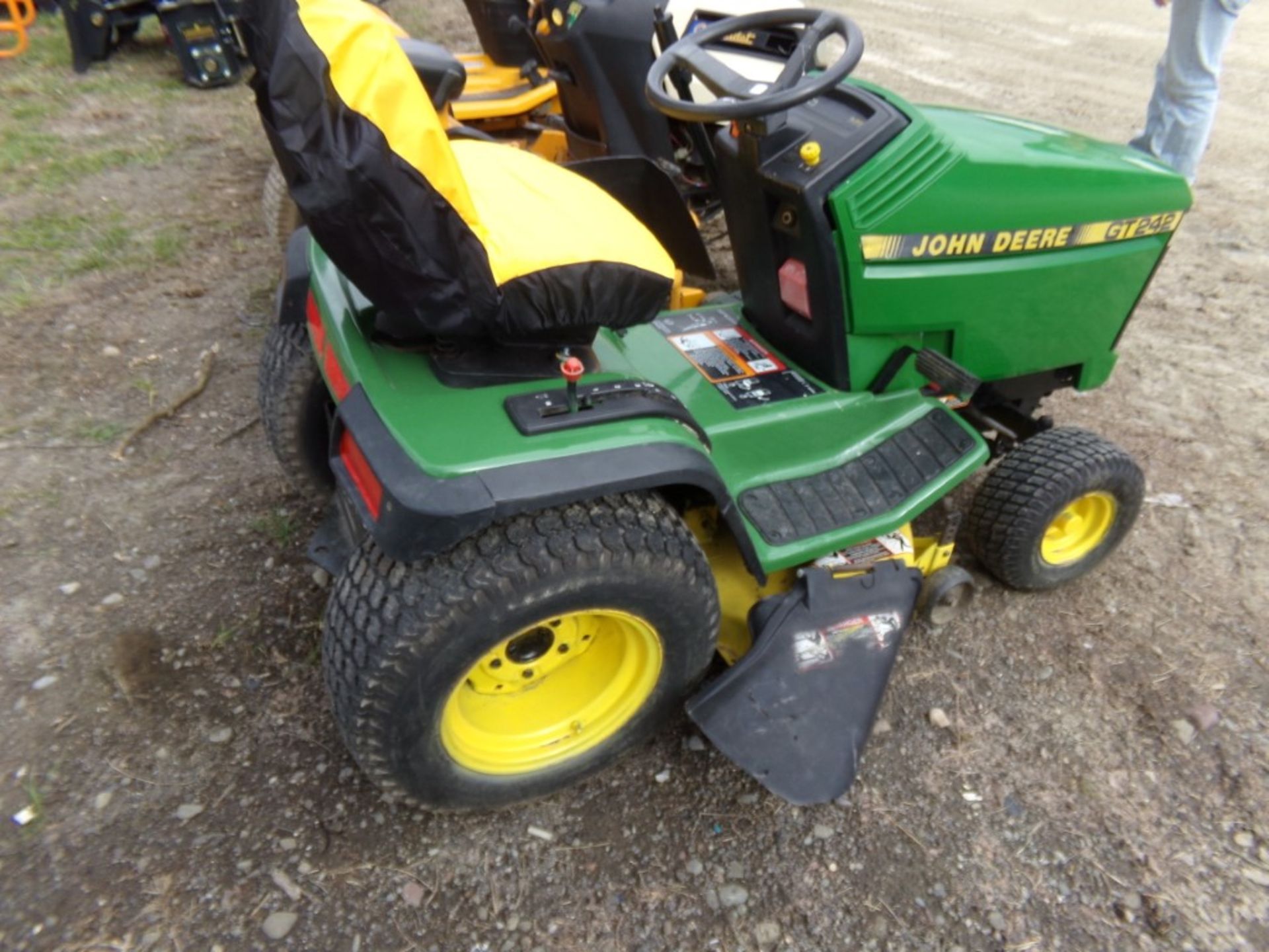 JD GT242 Riding Mower, 38'' Deck, 14 HP Engine - Image 2 of 2