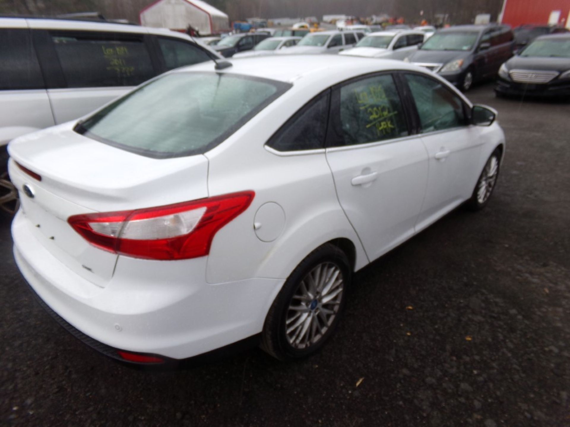 2012 Ford Focus SEL, White, Leather, Sunroof, 149,658 Miles, VIN#: 1FAHP3H27CL155840, WINDSHIELD - Image 3 of 5