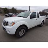 2015 Nissan Frontier SV 4 x 4 Ext. Cab, White, 141,947 Miles, Hard Fiberglass Toneau Cover, Orange