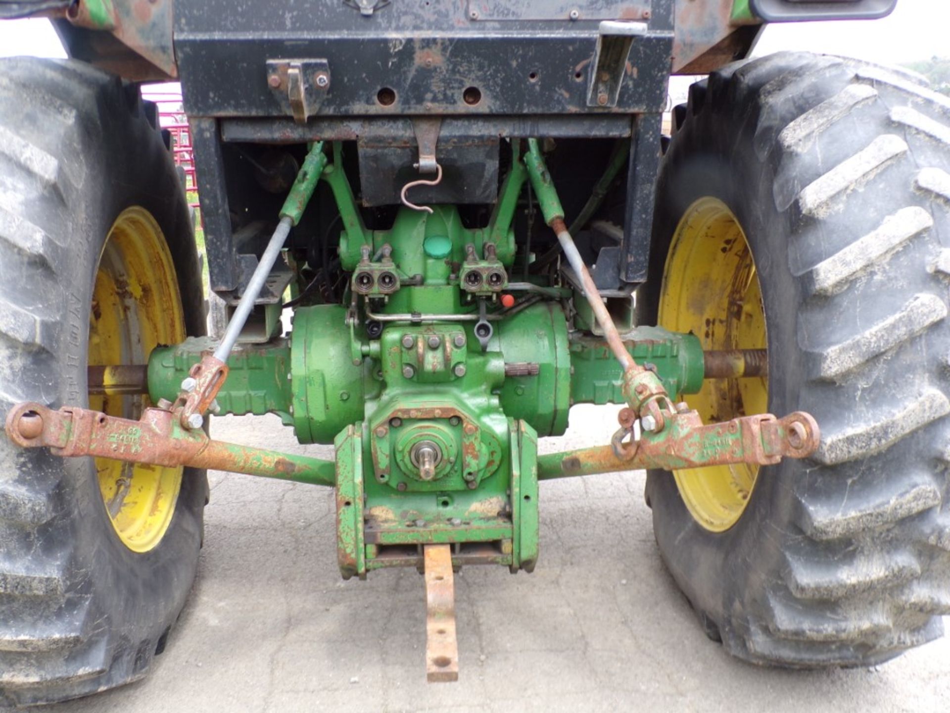 John Deere 2940 Tractor with Sound Guard Cab, Excellent Firestone 8.4-34 Rear Tires, (2) Rear - Image 4 of 5