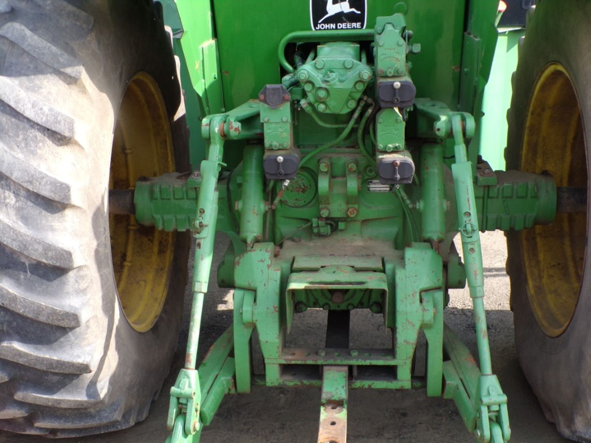 John Deere 8450 4WD Articulated Tractor w/208-38 Duals All The Way Around, 3 PTH, 1000 RPM PTO, 3 - Image 2 of 6