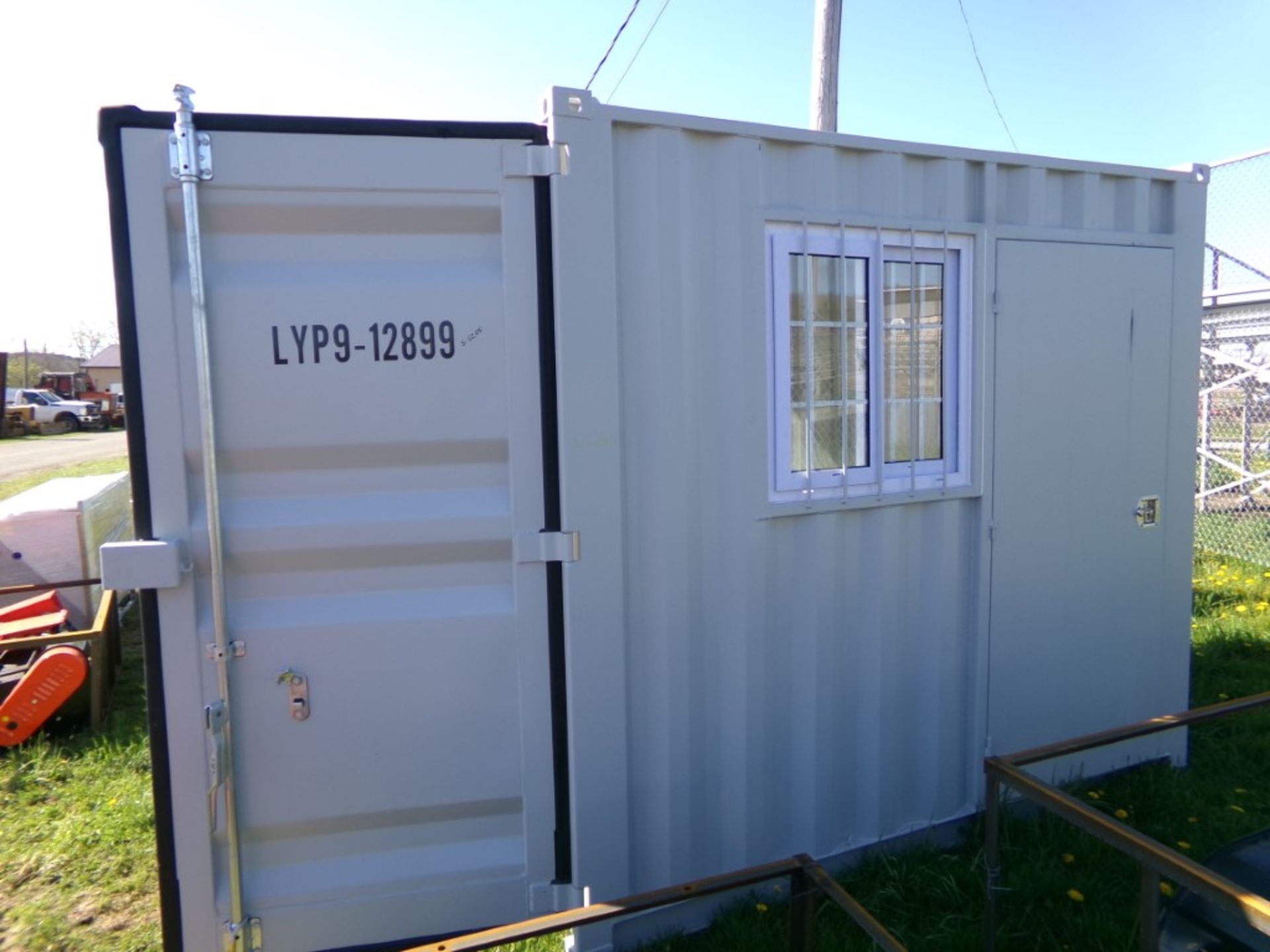 9' Storage Container/Office, 7'4'' Wide with Walk Thru Door and Window on One Side, Cont.# LYP9- - Image 2 of 2
