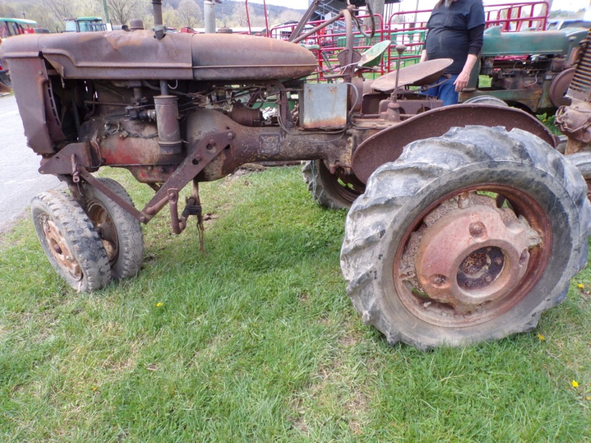 Farmll BN Tractor, NFE, Rear Weights - Not Running, Needs Work (4303) - Image 2 of 2