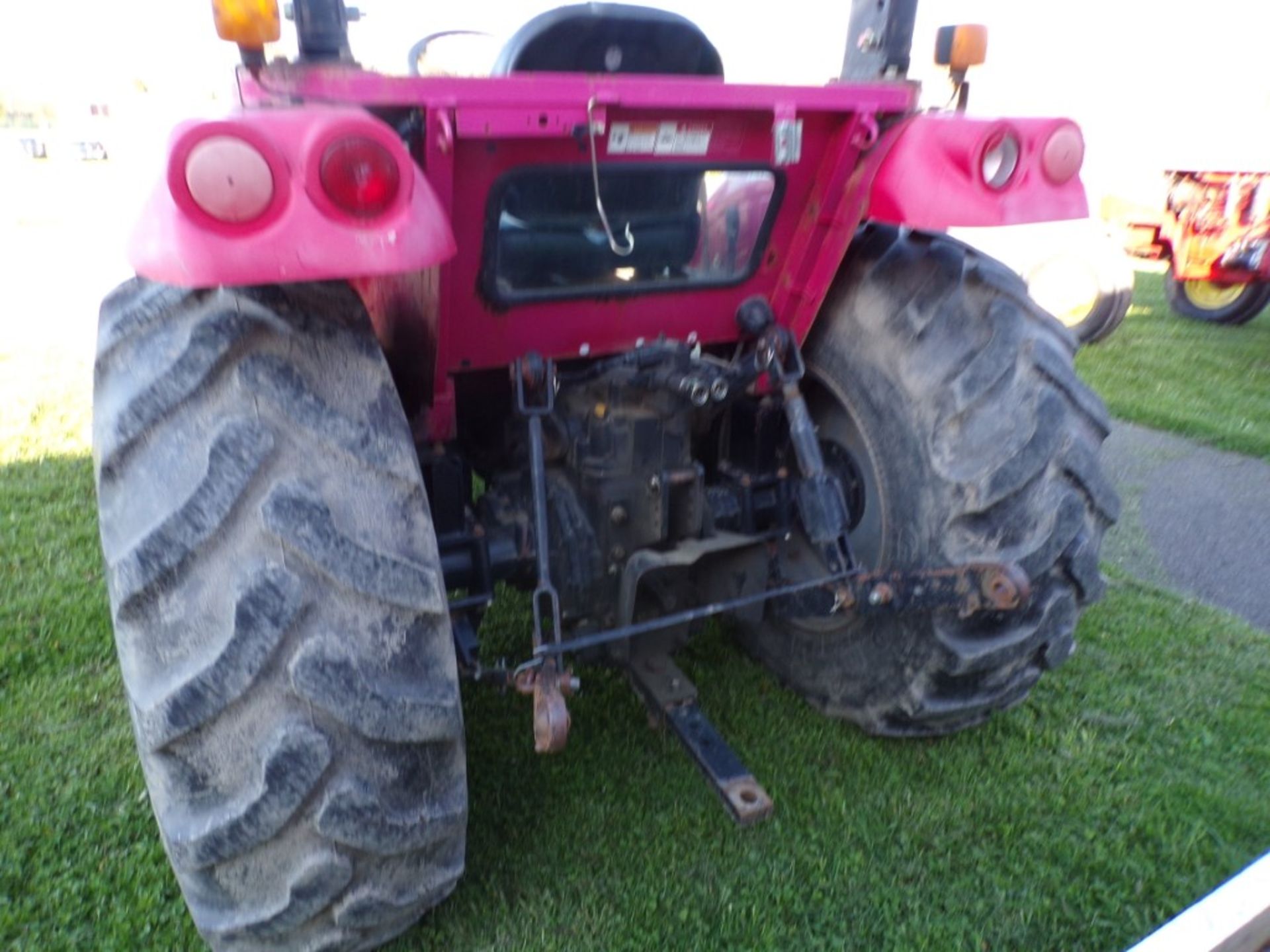 2013 Mahindra 5010 with ML51 Loader, 4 WD, 50 HP, 3 PT, Canopy, Single Hydraulics, 2358 Hrs., Ser.# - Image 4 of 4