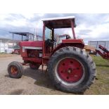 International 986 2wd w/ Cab, NO SIDE OR REAR GLASS, READS 164 HRS., PTO, Dual Remotes, NO S/N, TA