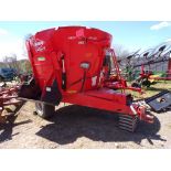 Kuhn 5127 Vertical Mixing/Feeder Wagon - Like New, Never Came w/Scales - Super Nice! (4395)