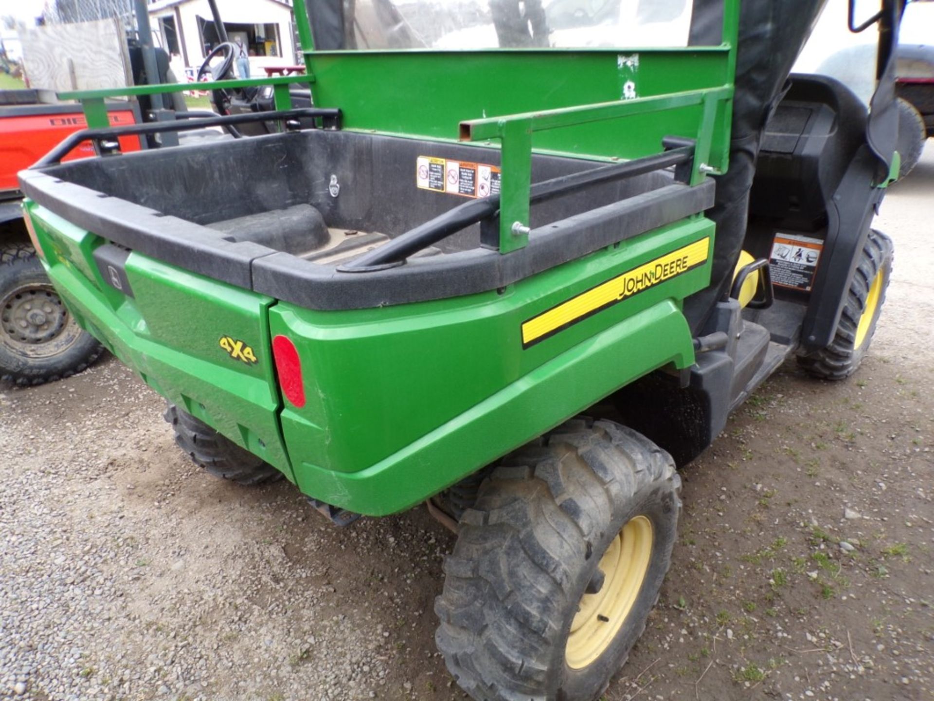 John Deere XUV-550 UTV with Canopy and Windshield, 4 WD, 395 Hrs., Super Nice, Ser.# 004802 (4365) - Image 5 of 6