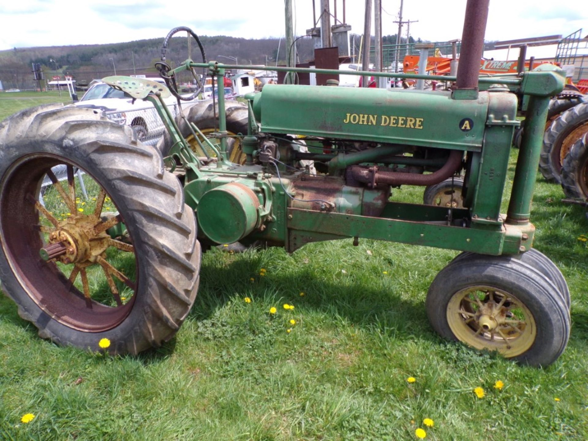 JD A - Unstyled, Spoke Rubber Wheels - Not Running, Needs Work (4307) - Image 2 of 2