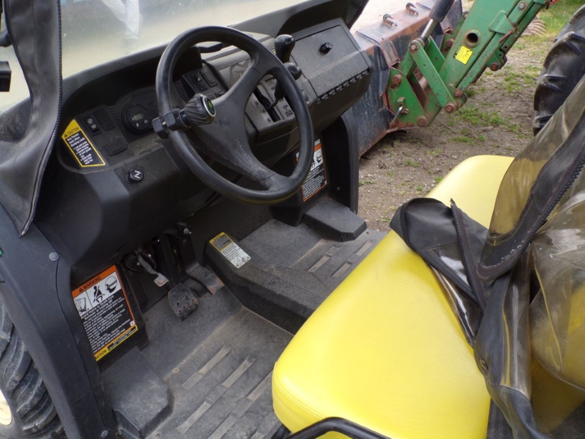 John Deere XUV-550 UTV with Canopy and Windshield, 4 WD, 395 Hrs., Super Nice, Ser.# 004802 (4365) - Image 6 of 6