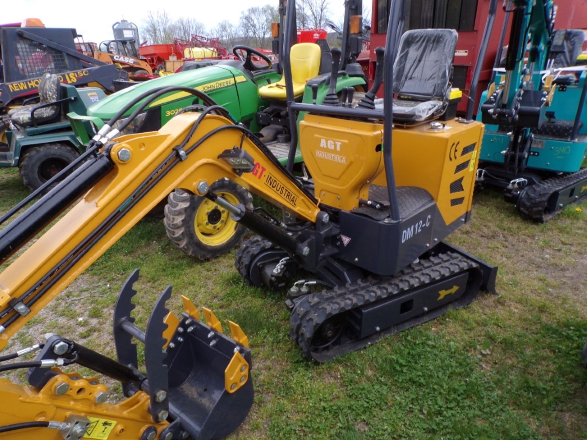 New, AGT Industrial DM12-C Mini Excavator Grader Blade, Stationary Thumb, Gas Powered, Yellow ( - Image 2 of 2