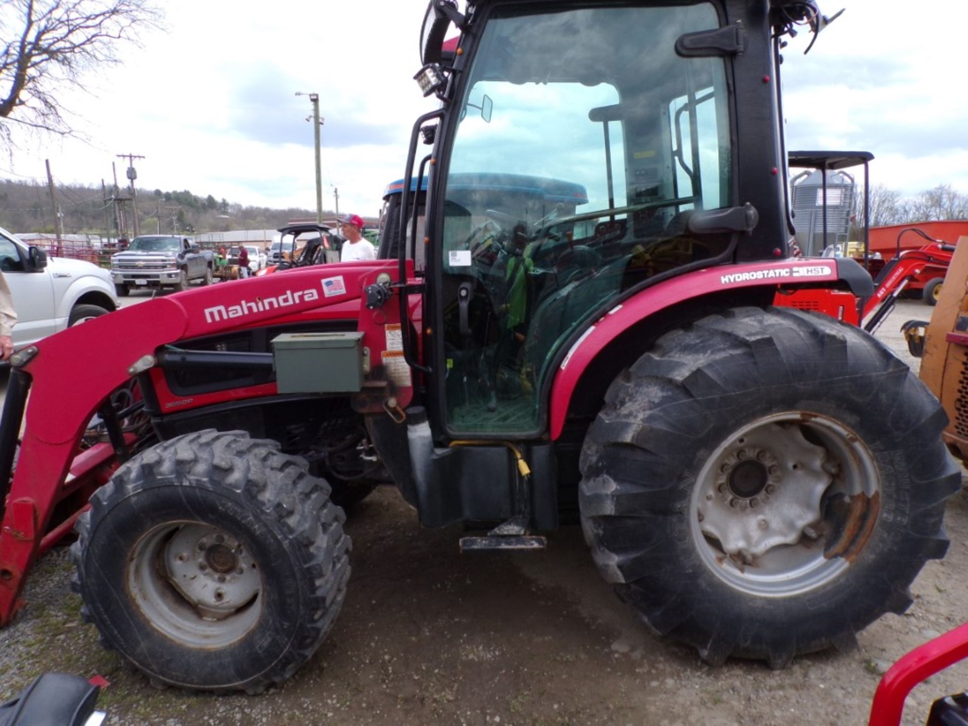 Mahindra 3550P 4 WD Tractor w/3550 CL Loader, Full Cab, 1551 Hours, Single Rear Hydraulics, 3 PT