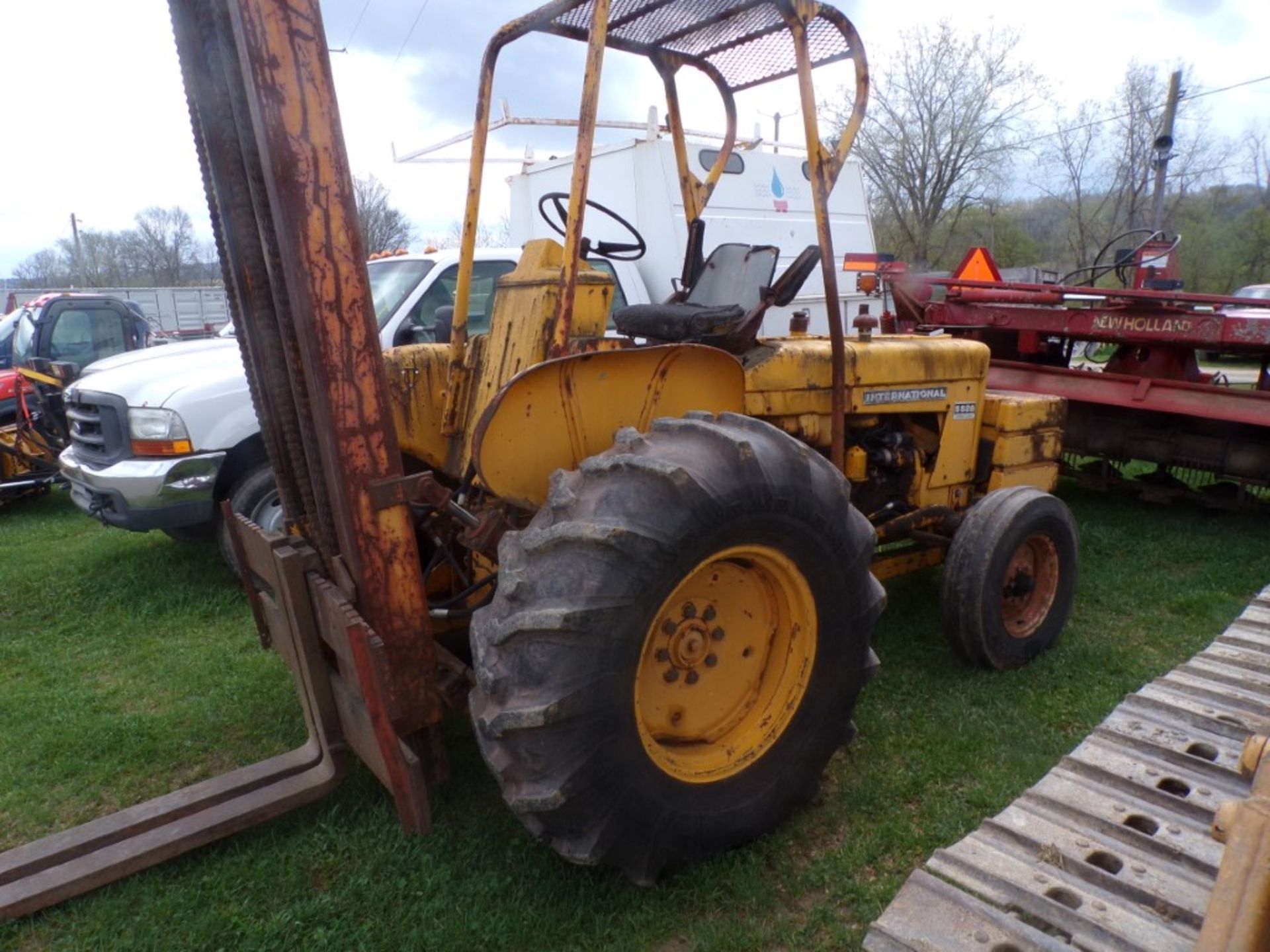 IH 5528 Rough Terrain Forklift, Runs & Drives, Gas Eng. (4441) - Image 3 of 4