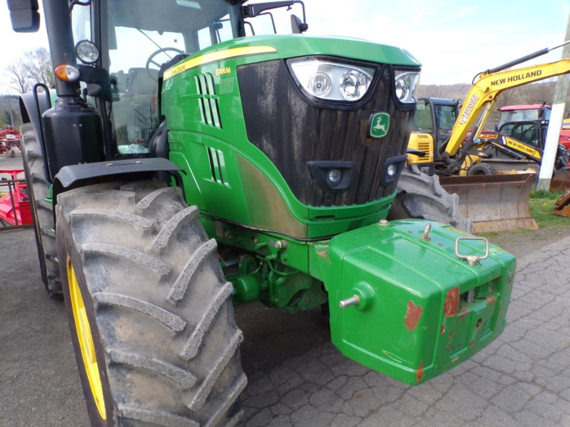 2021 John Deere 6195M, 4 WD Tractor, Power Shift Tans w/Screen, Rear Hyd. Remotes, Air Brake Hookup, - Image 2 of 8