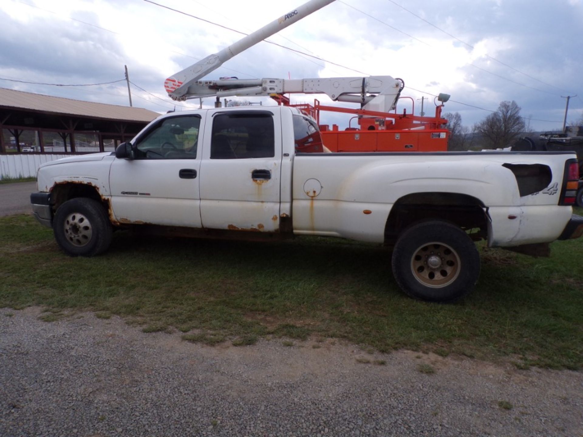 2005 Chevrolet 3500 Dually, 4WD, Duramax Dsl Eng, Vin# 1GCJK332X5F970276 - HAVE TITLE (463)