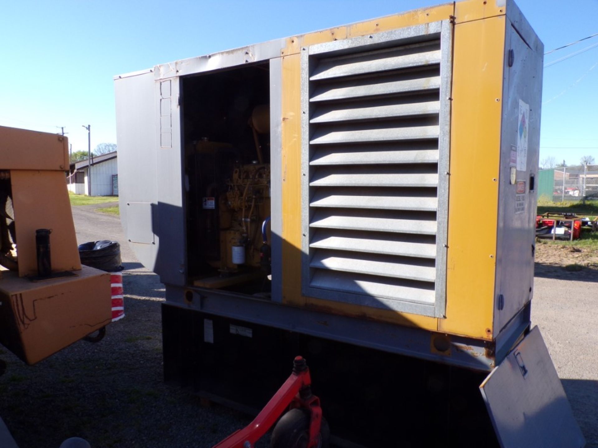 Large 60KW Industrial Generator, Single Phase, 916 Hrs. (6564)