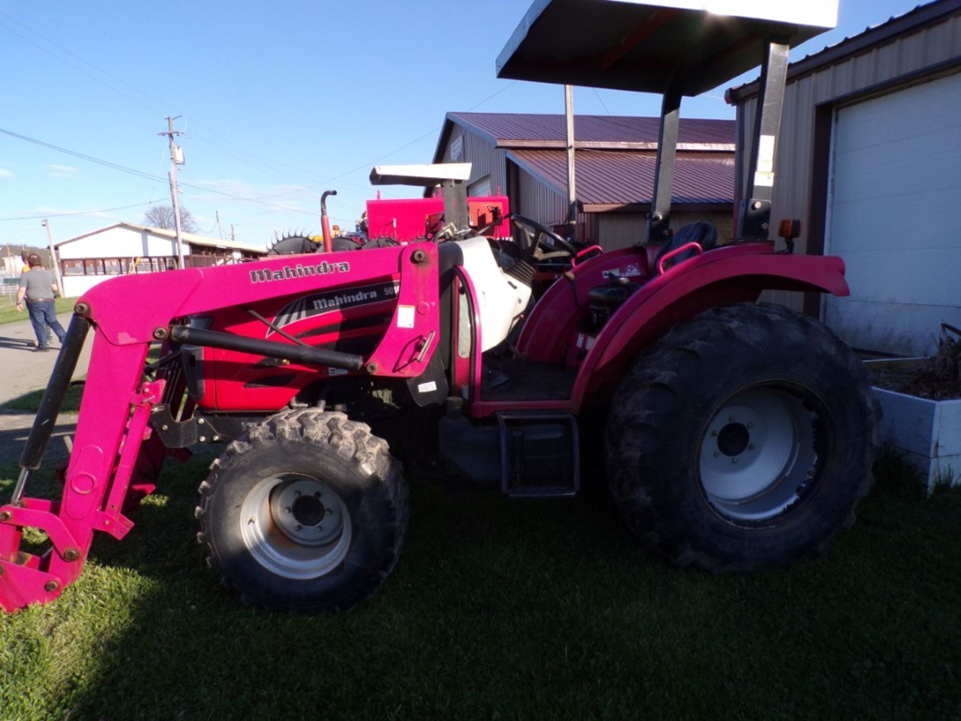 2013 Mahindra 5010 with ML51 Loader, 4 WD, 50 HP, 3 PT, Canopy, Single Hydraulics, 2358 Hrs., Ser.# - Image 3 of 4