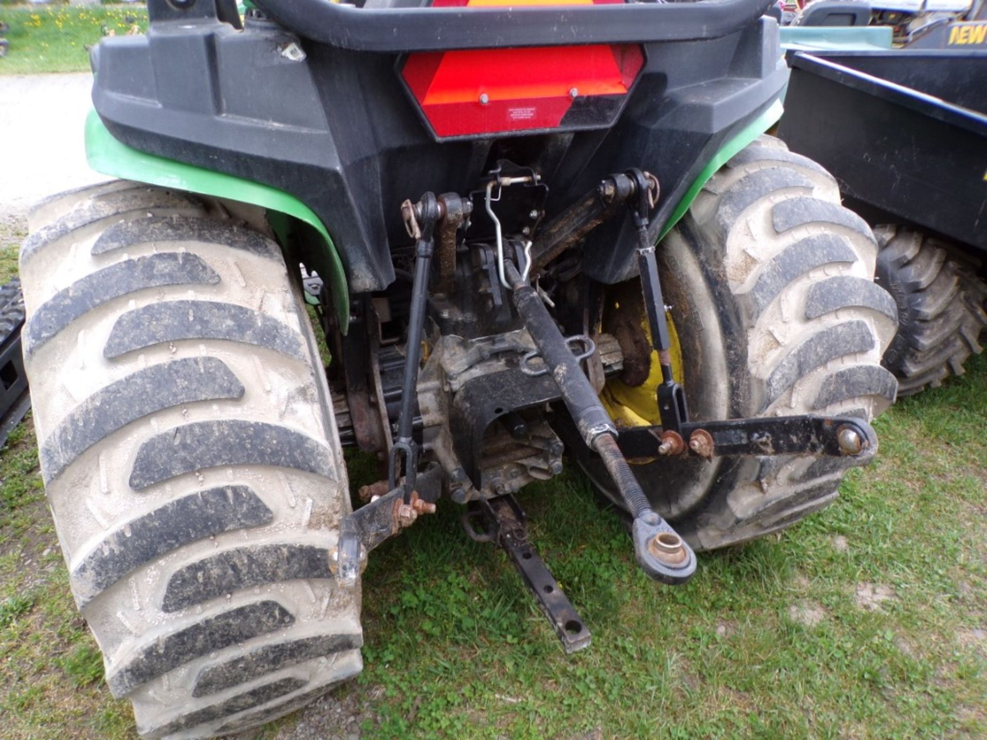 John Deere 3025E, 4 WD Compact, Dsl. Hydro, 3 PT PTO, 4730 Hours, ROPS (5414) - Image 3 of 4
