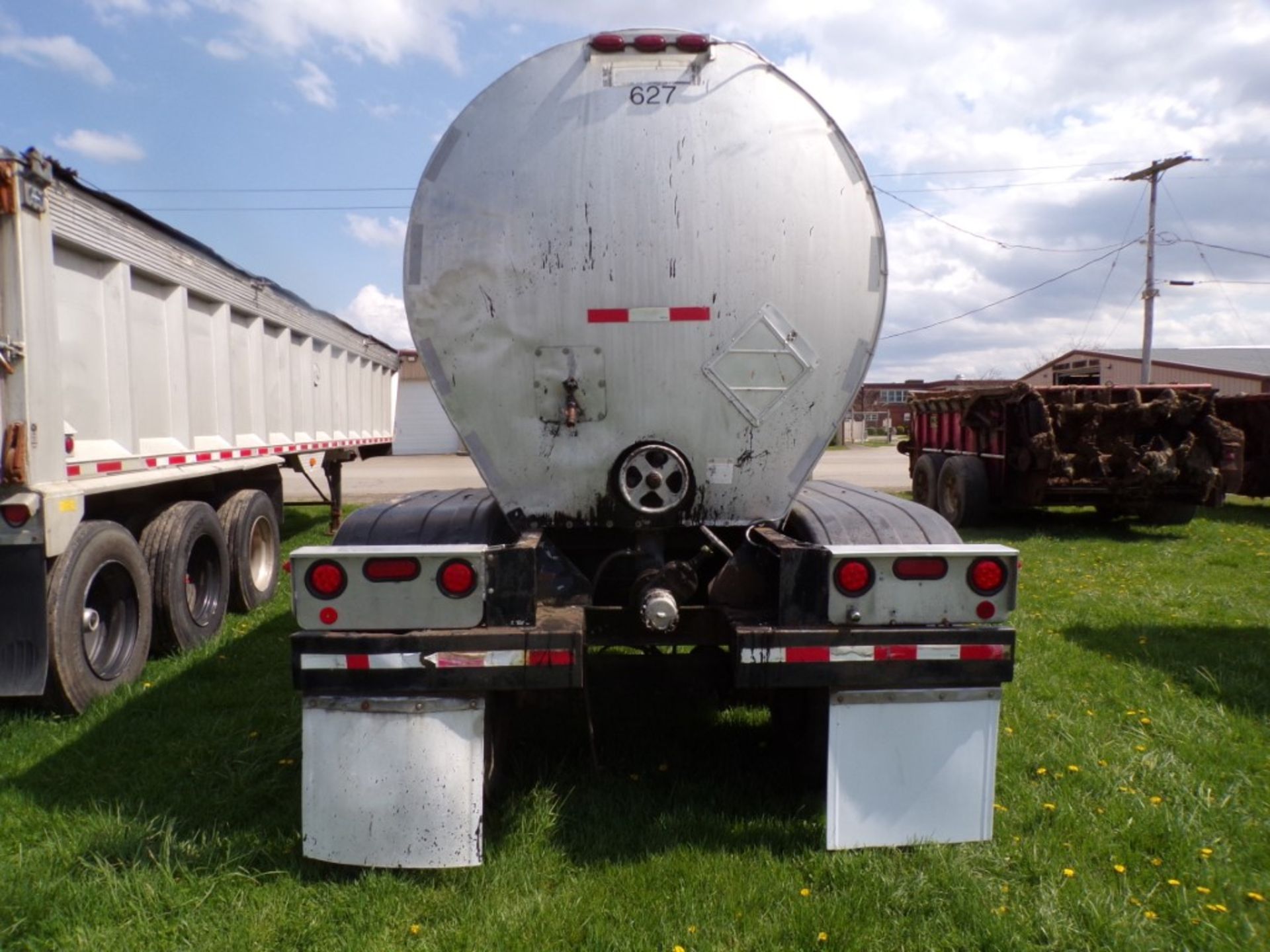 1991 7000 Gal. Freuhoff Asphalt Tanker Trailer, Vin. # 1H4T04328ML028004 - HAVE TITLE (5219) - Image 6 of 7