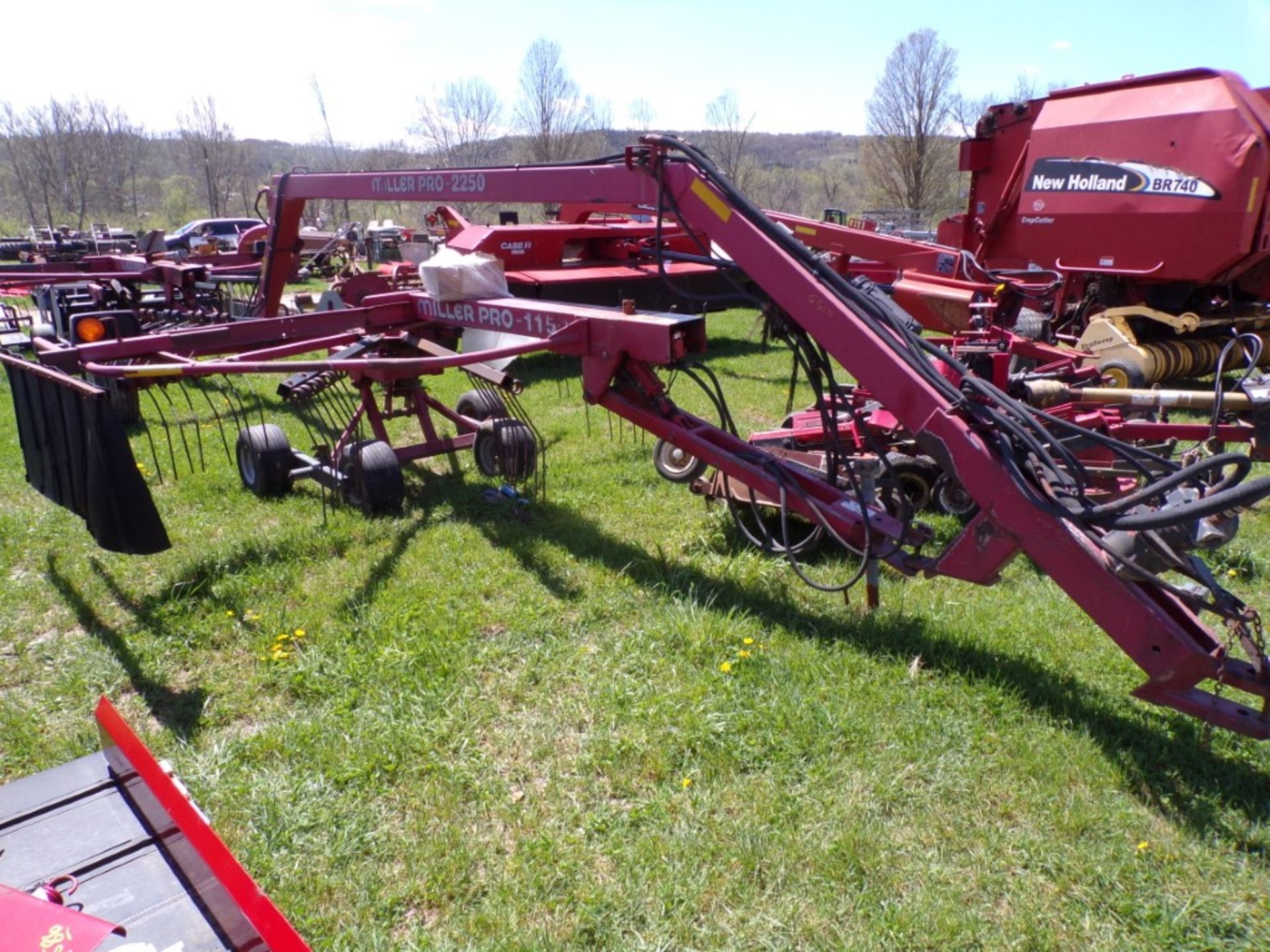 Miller Pro-1150 Tandem Rotary Rake with 2250 Hitch (5071) - Image 2 of 4